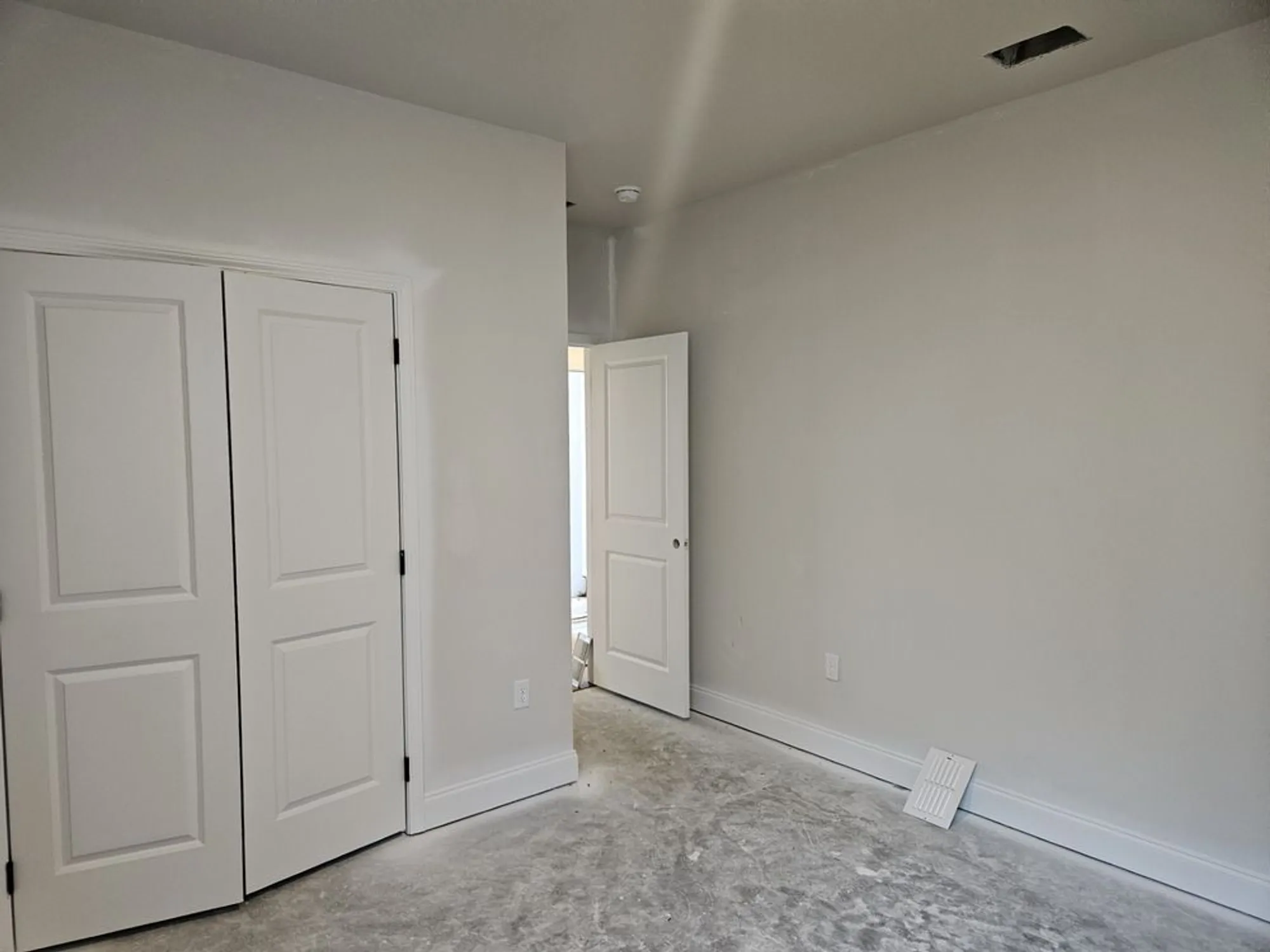 Property Slideshow image 10 of 34 | 356 stonehaus cir, Antioch, TN, 37013