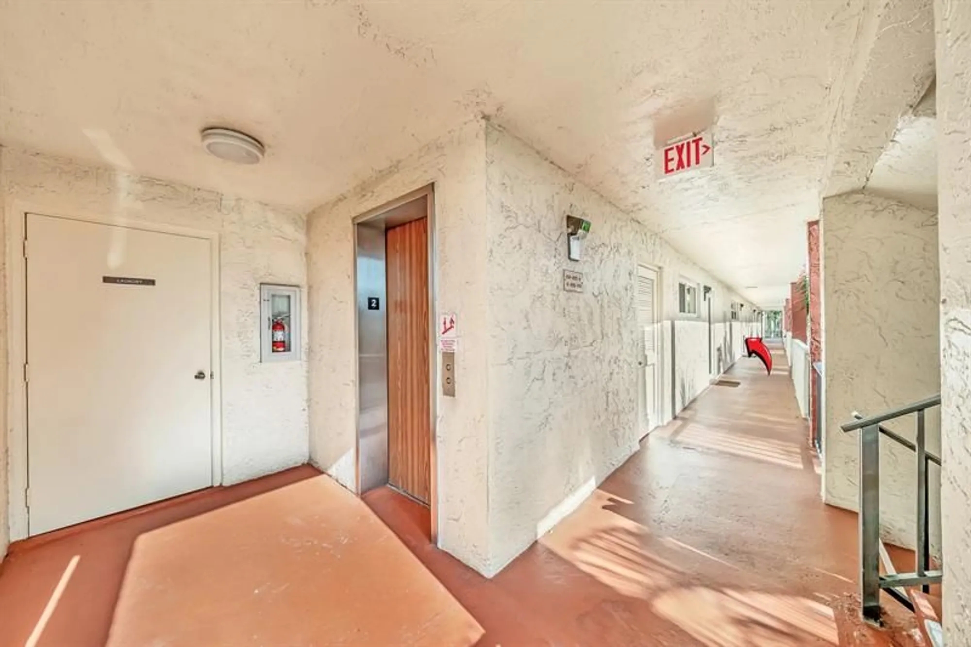 Property Slideshow image 6 of 33 | 8980 s hollybrook blvd 204, Pembroke Pines, FL, 33025