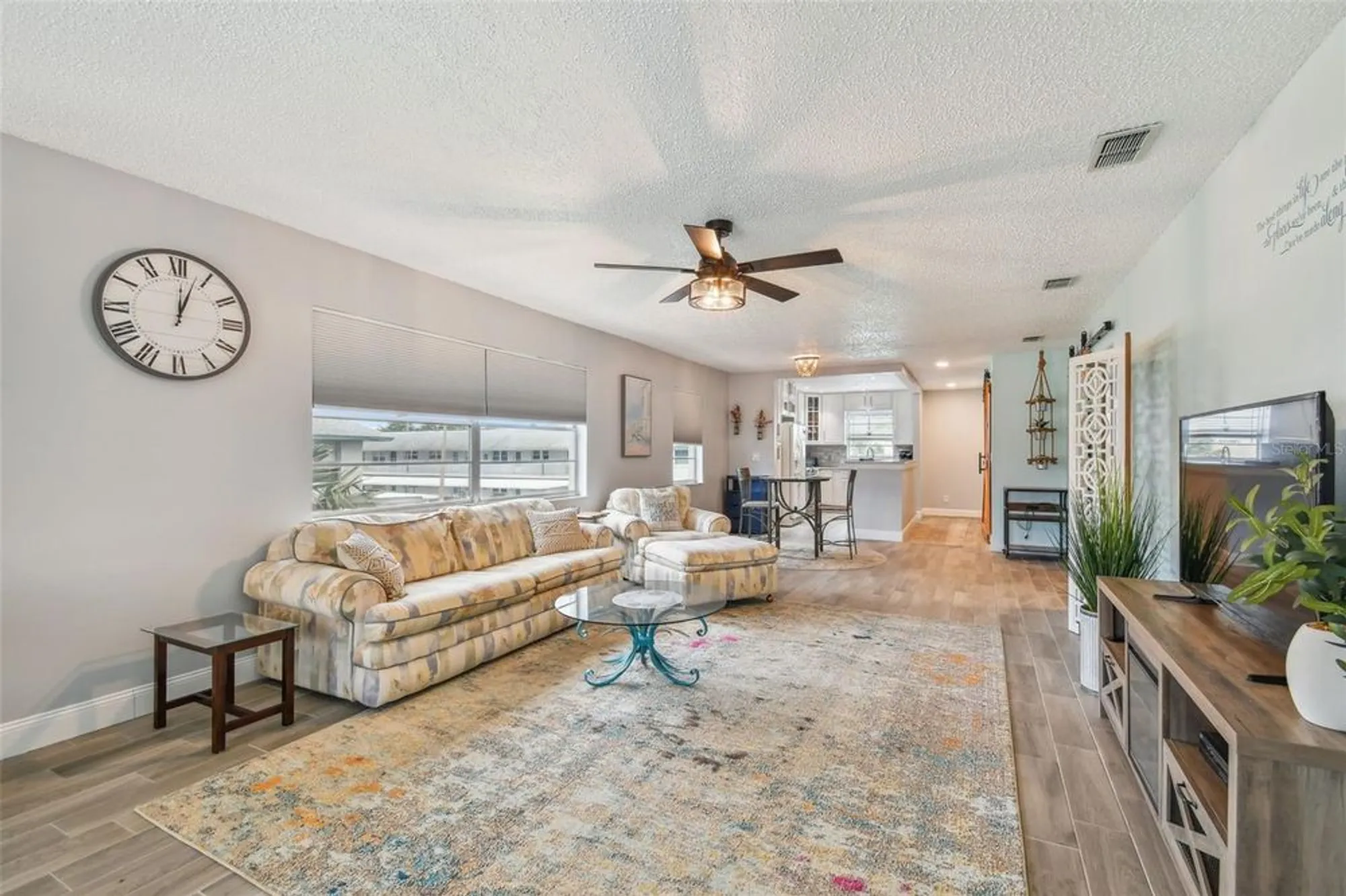 Property Slideshow image 10 of 30 | 5286 81st st n apt 26, St Petersburg, FL, 33709