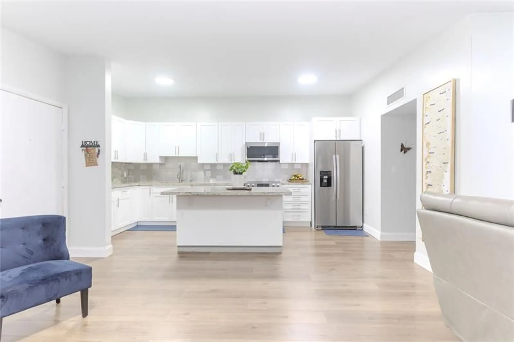 Property Slideshow image 3 of 25 | 10675 w clairmont cir # 202, Tamarac, FL, 33321