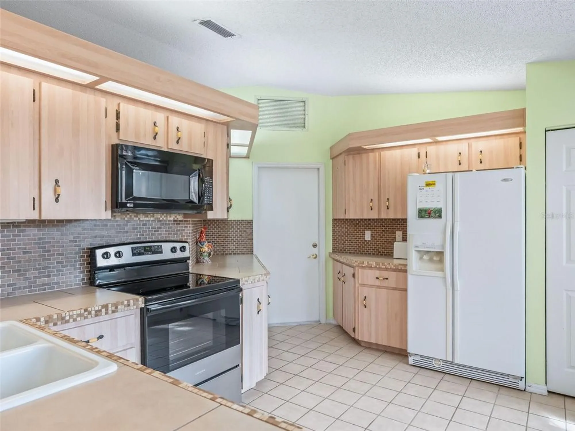 Property Slideshow image 15 of 53 | 8850 sw 116th place rd, Ocala, FL, 34481