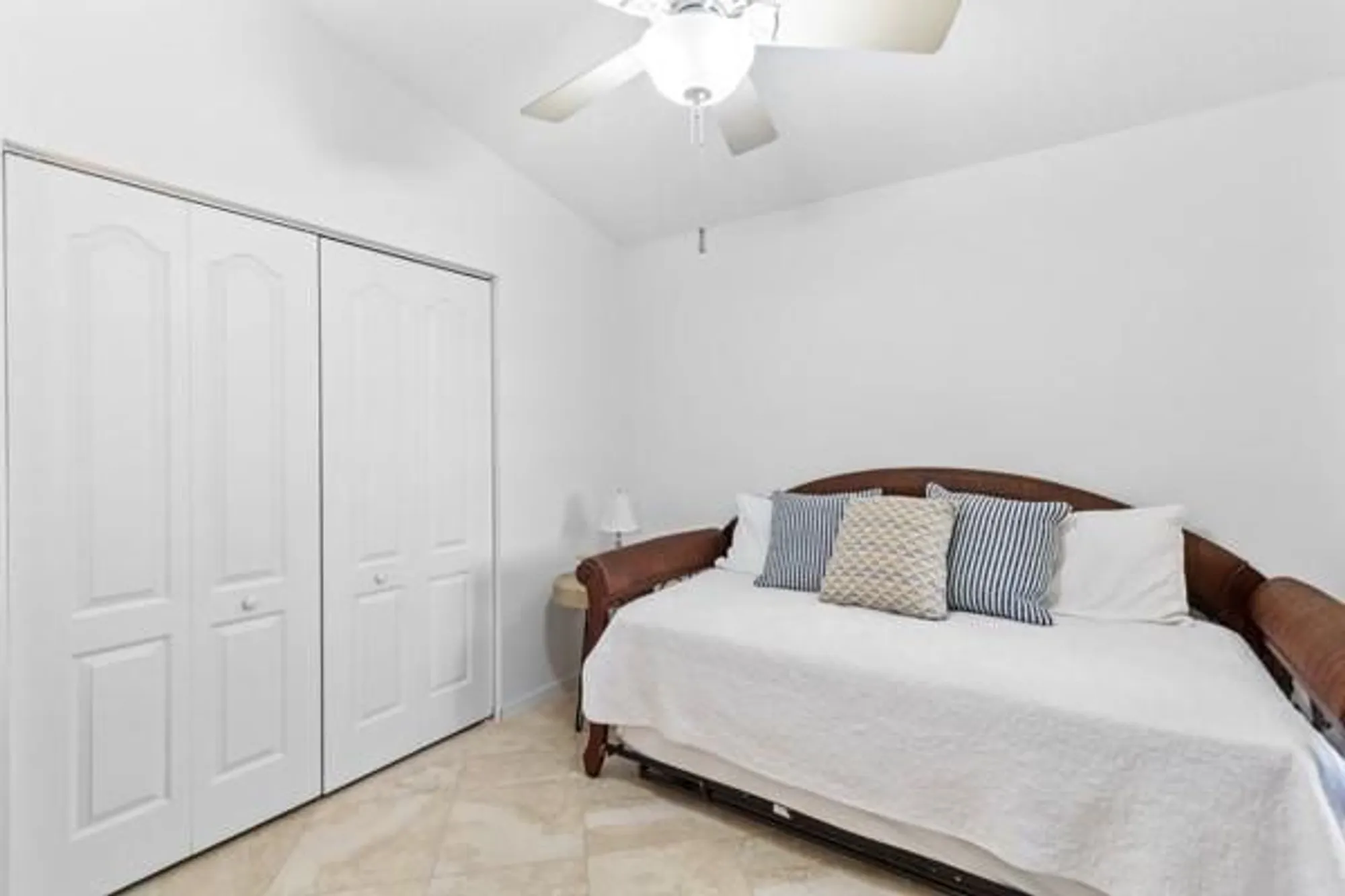 Property Slideshow image 19 of 25 | 304 sw north shore blvd, Port Saint Lucie, FL, 34986