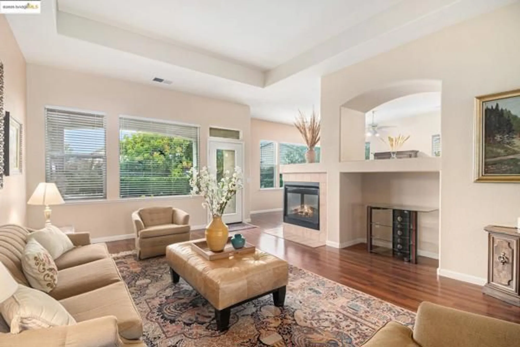 Property Slideshow image 6 of 40 | 1951 desert gold pl, Brentwood, CA, 94513