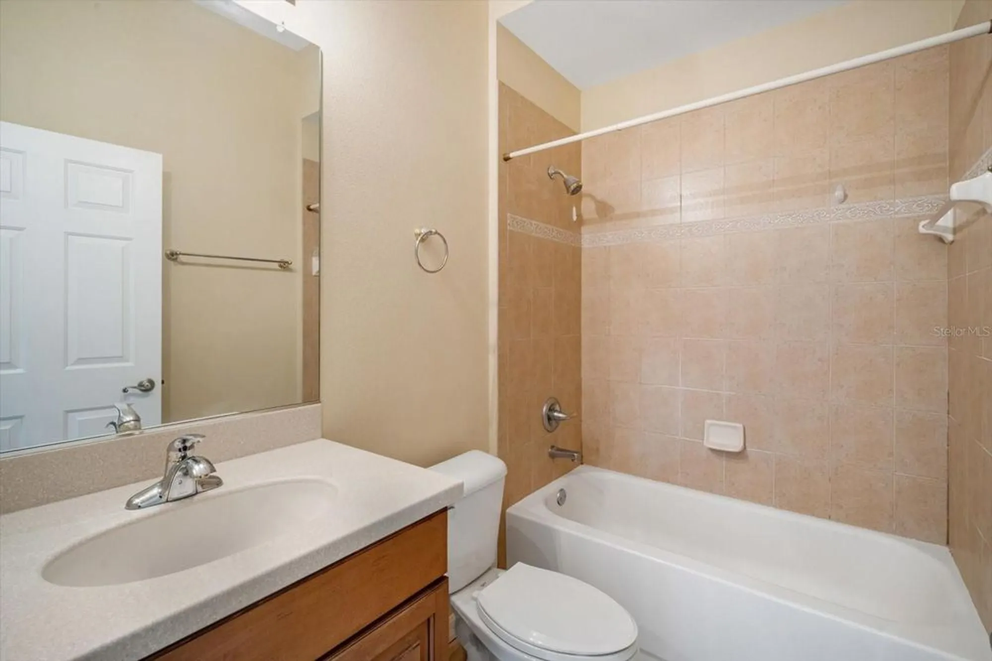 Property Slideshow image 5 of 35 | 2490 kensington greens dr, Sun City Center, FL, 33573