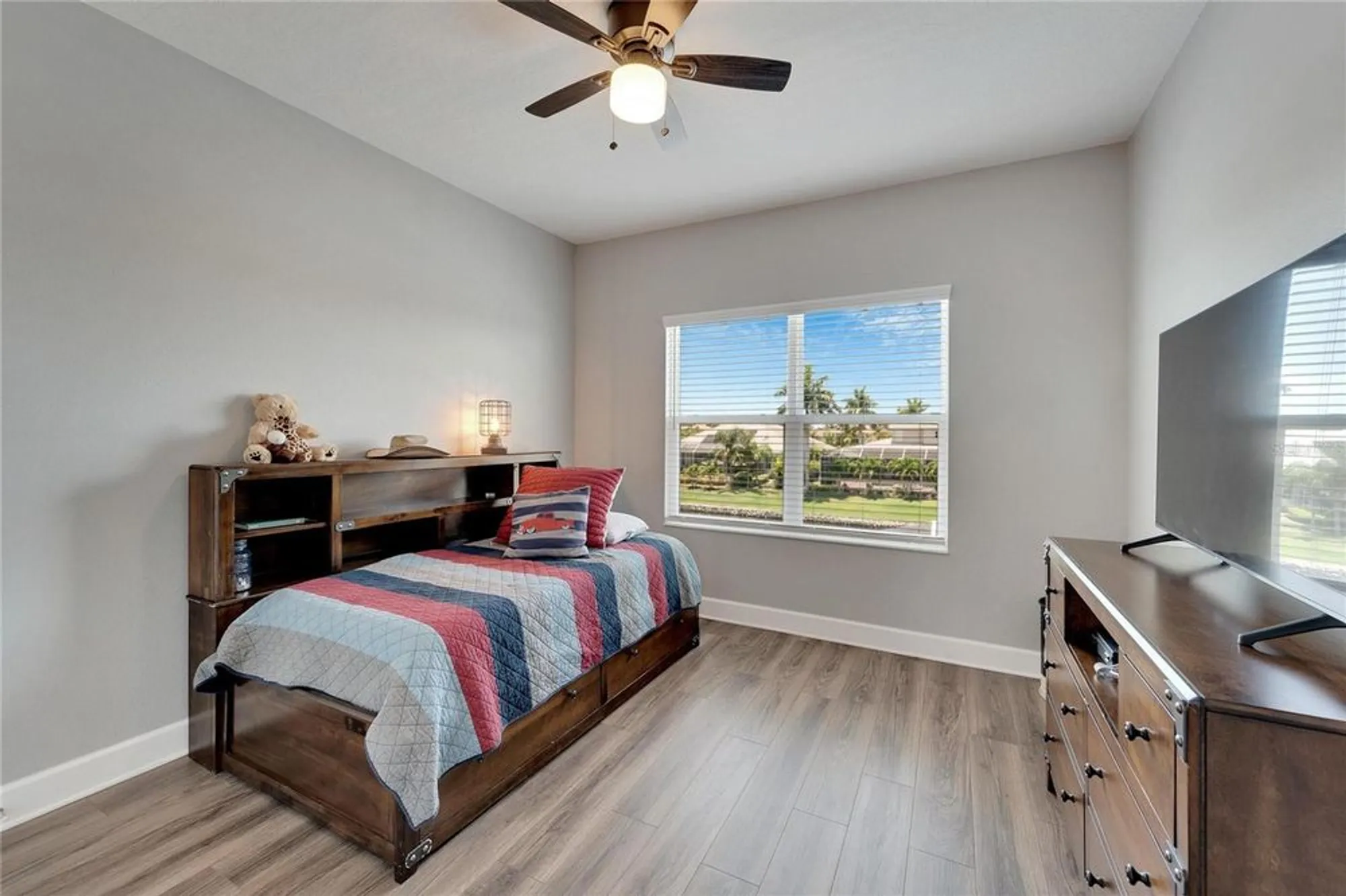 Property Slideshow image 40 of 62 | 5243 wishing arch dr, Apollo Beach, FL, 33572