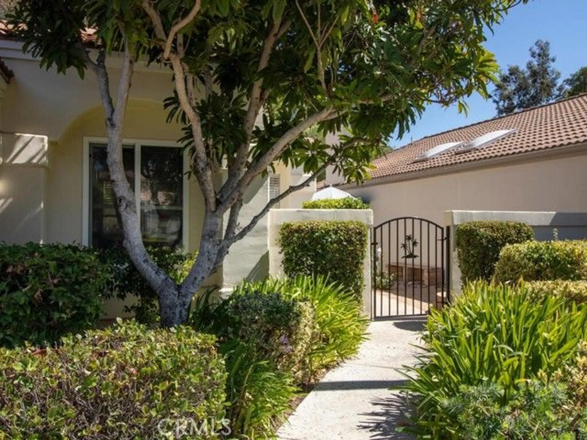 Property Slideshow image 5 of 39 | 40380 via francisco, Murrieta, CA, 92562