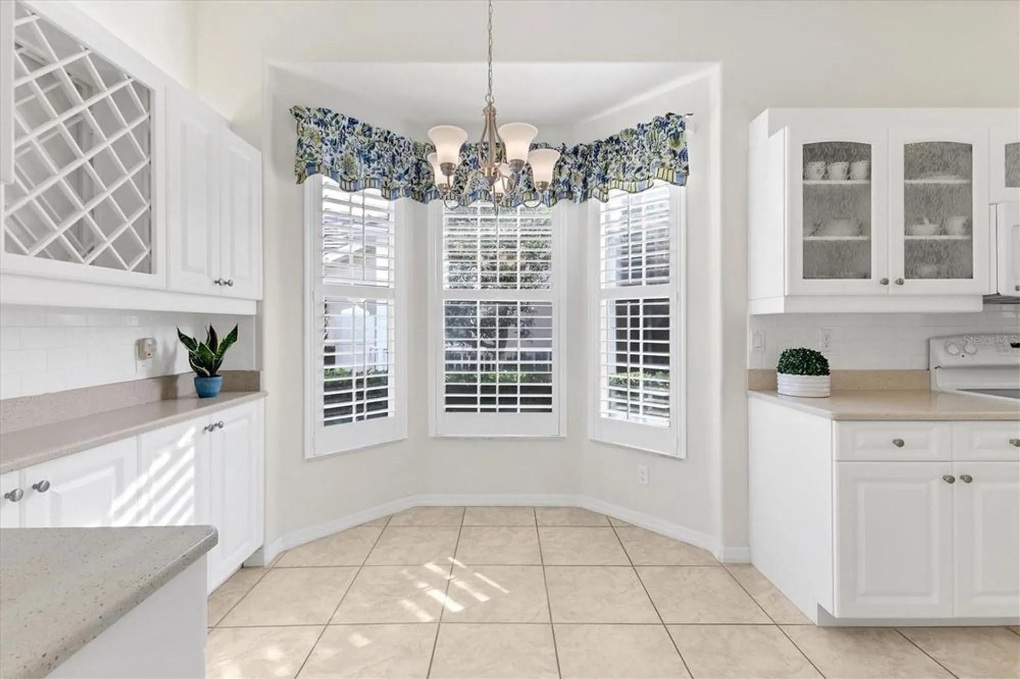 Property Slideshow image 18 of 53 | 1570 monarch dr, Venice, FL, 34293