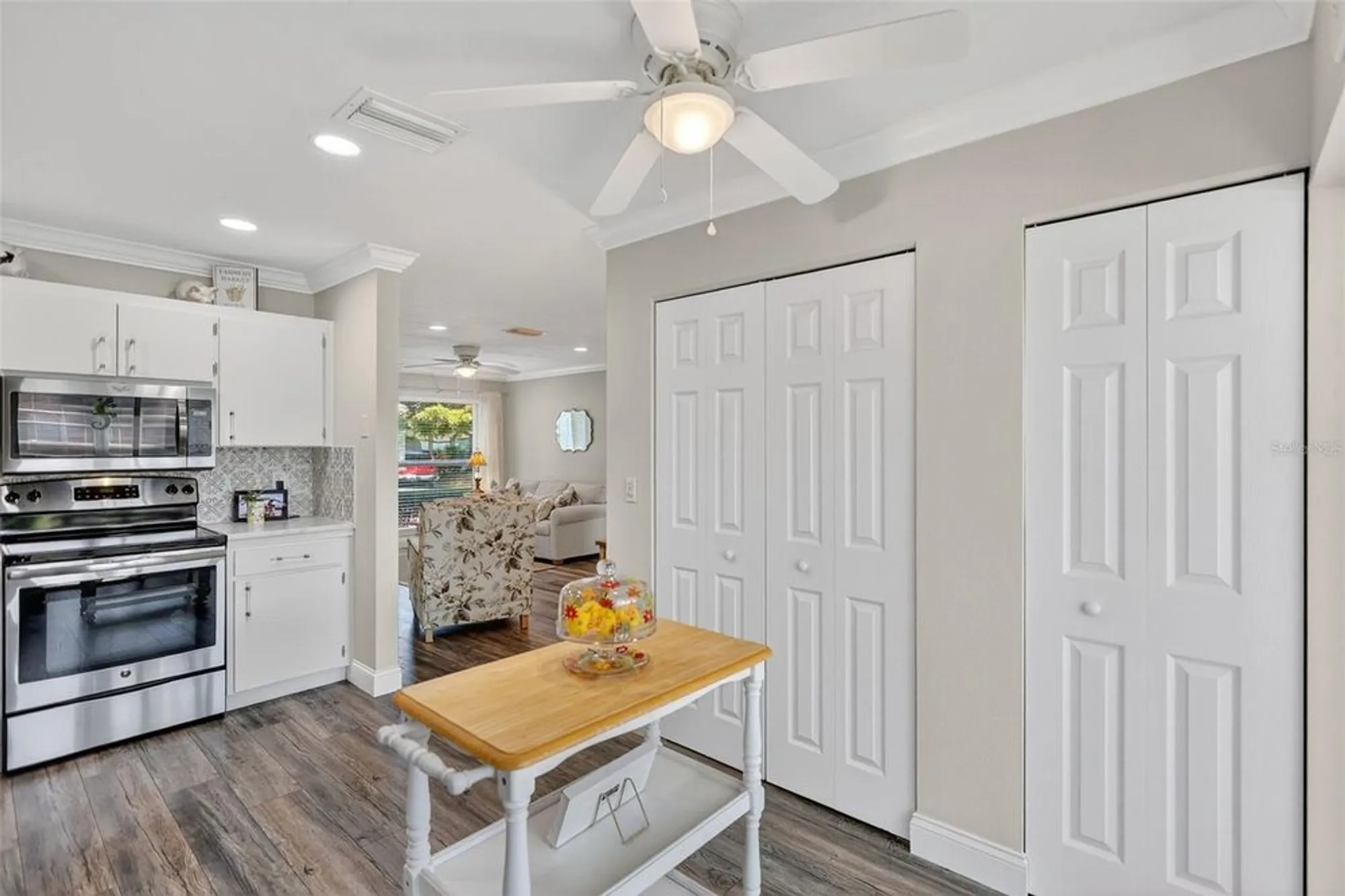 Property Slideshow image 20 of 48 | 4207 34th avenue dr w # 4207, Bradenton, FL, 34205