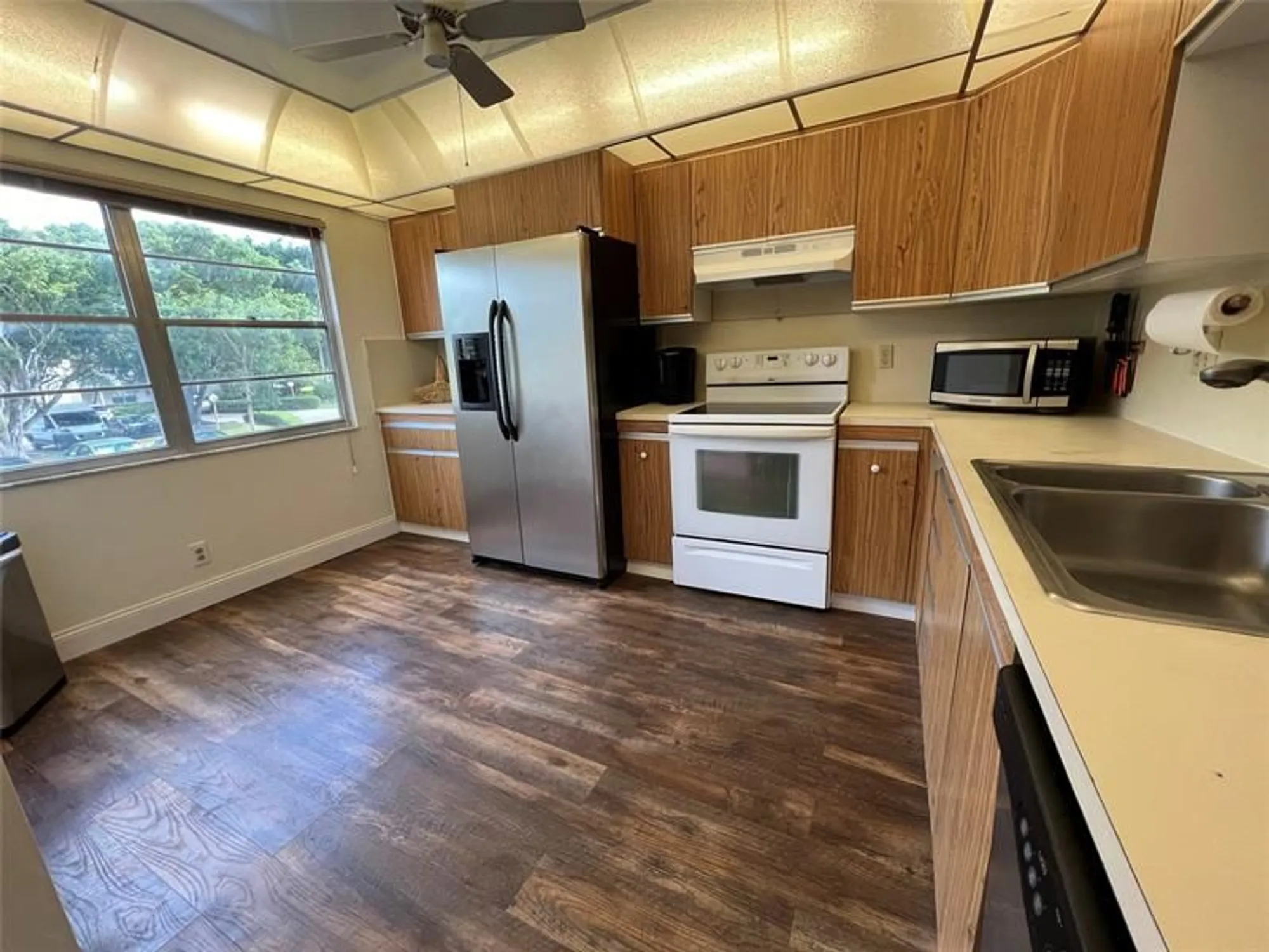 Property Slideshow image 13 of 28 | 2103 lucaya bnd a2, Coconut Creek, FL, 33066