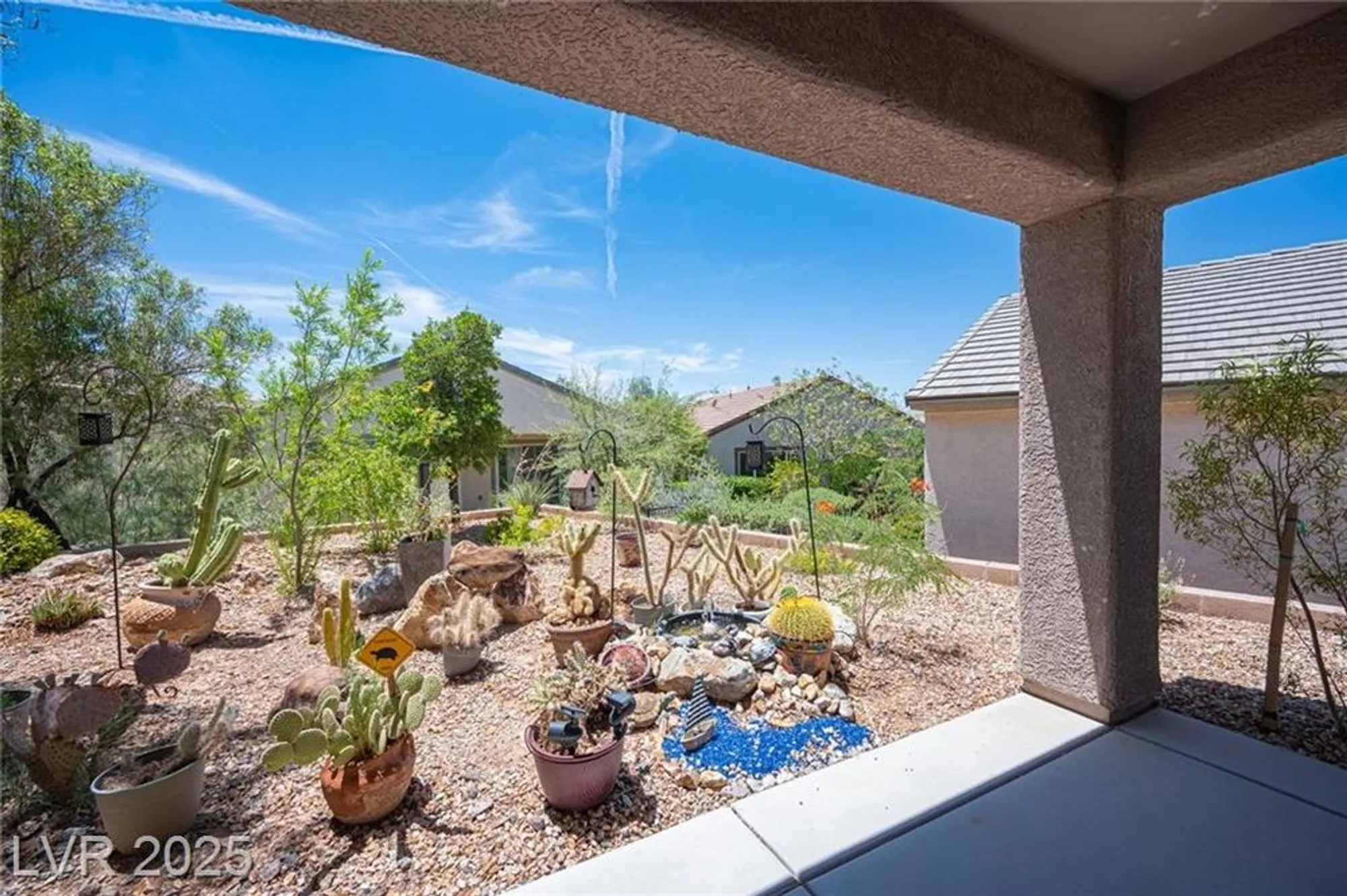 Property Slideshow image 34 of 43 | 2545 divine sky dr, Henderson, NV, 89044