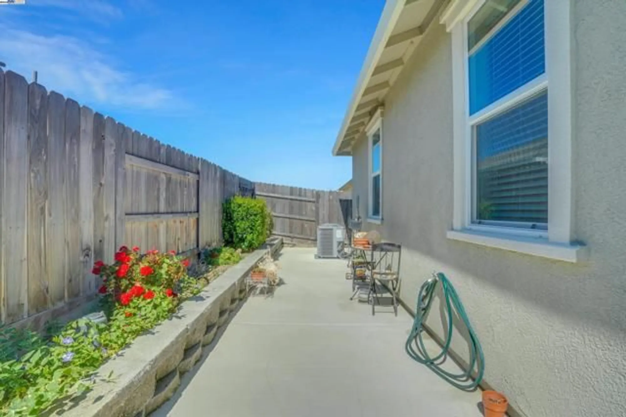 Property Slideshow image 32 of 36 | 2211 lavender pl, Rio Vista, CA, 94571