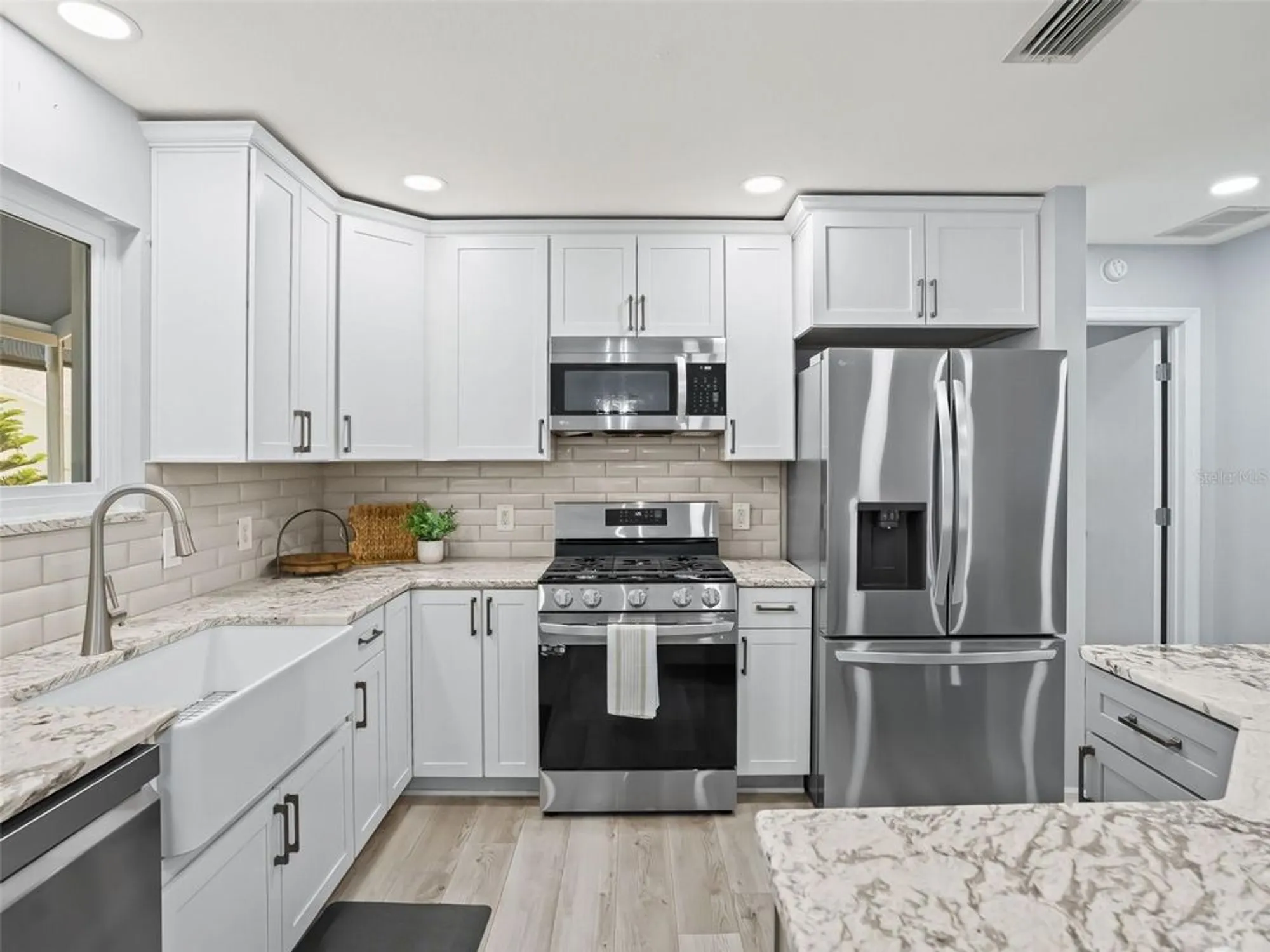 Property Slideshow image 22 of 54 | 17937 se 83rd pineland ter, The Villages, FL, 32162