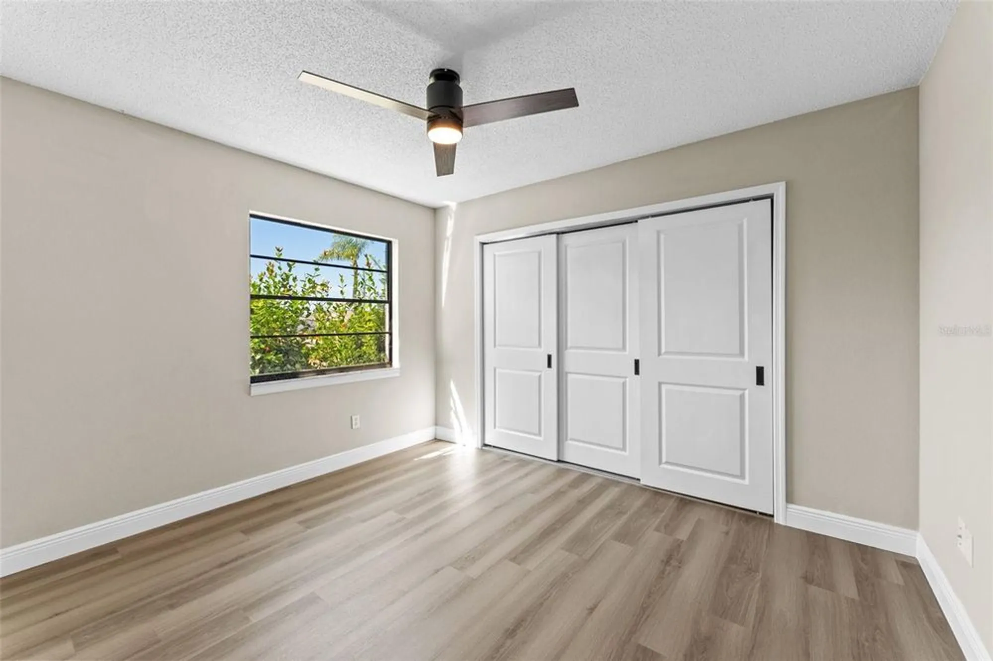 Property Slideshow image 21 of 31 | 636 fort duquesna dr, Sun City Center, FL, 33573