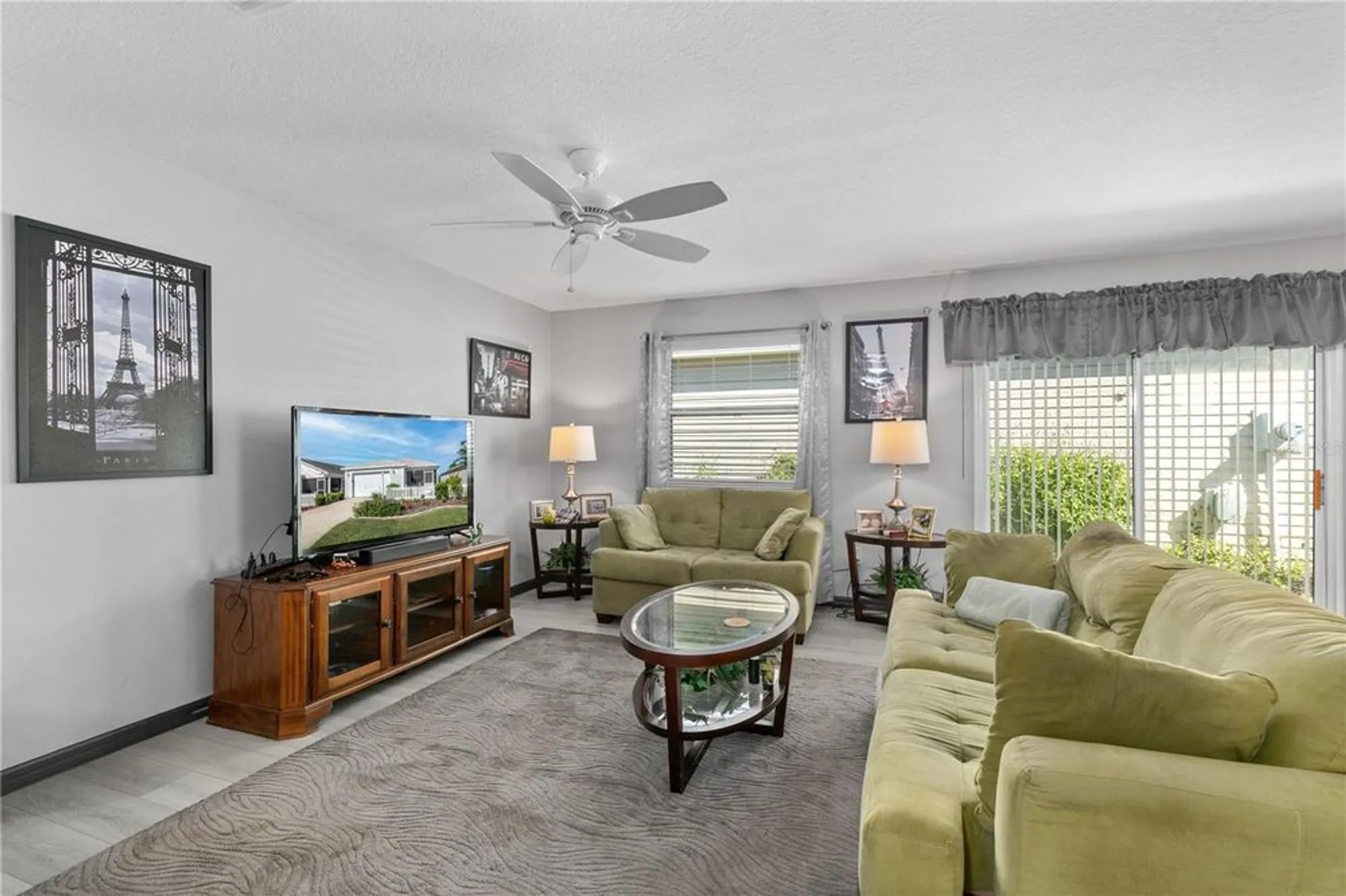 Property Slideshow image 8 of 42 | 3374 castlegate ct, The Villages, FL, 32163