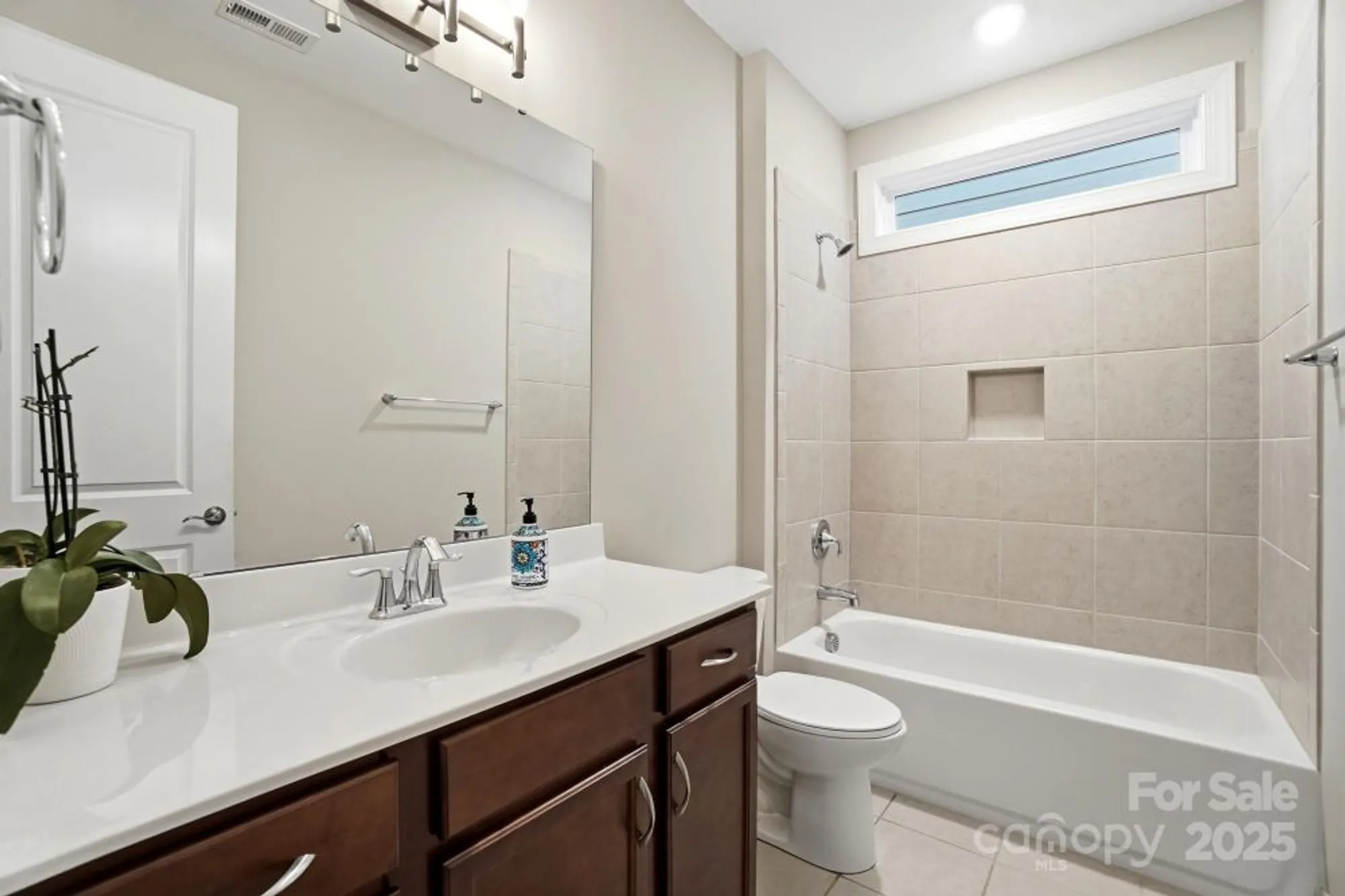 Property Slideshow image 27 of 45 | 6325 good news dr, Charlotte, NC, 28215