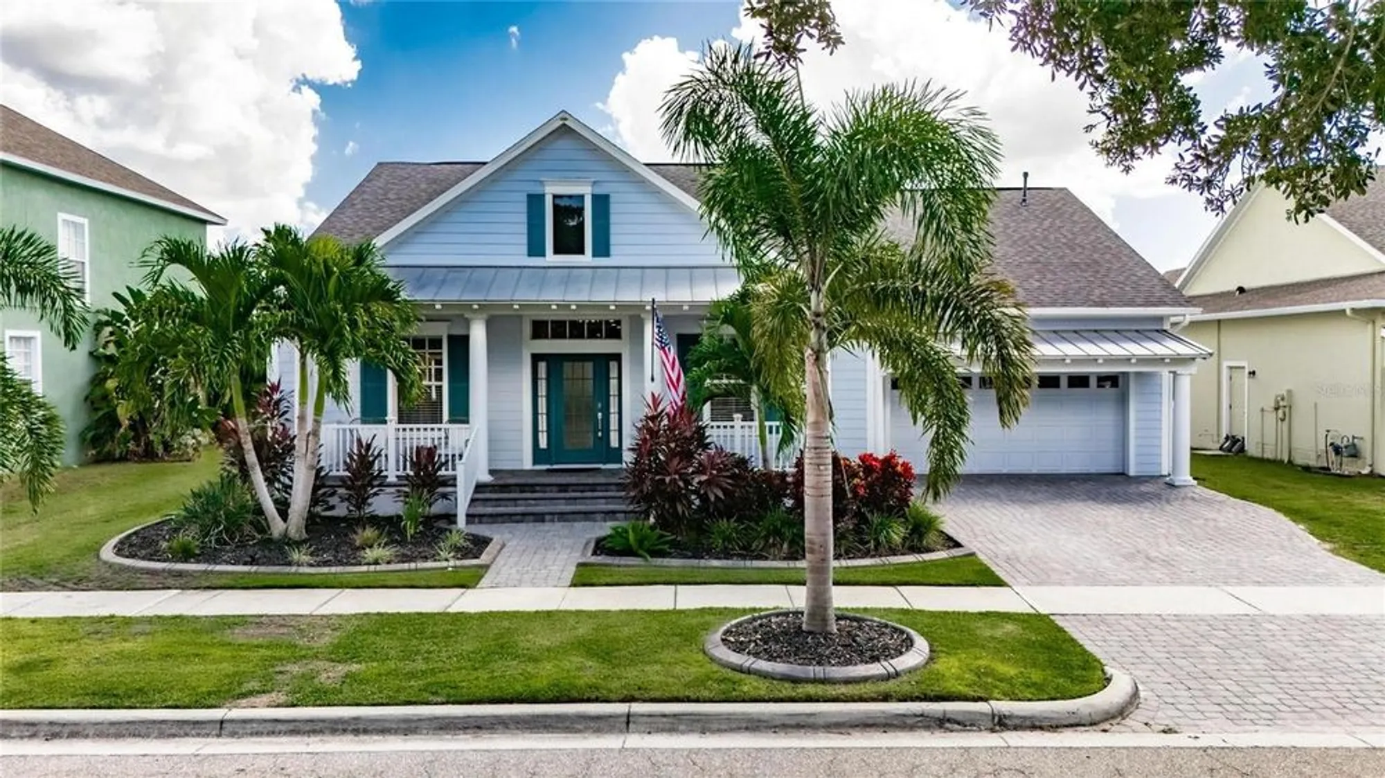 Property Slideshow image 1 of 66 | 526 islebay dr, Apollo Beach, FL, 33572