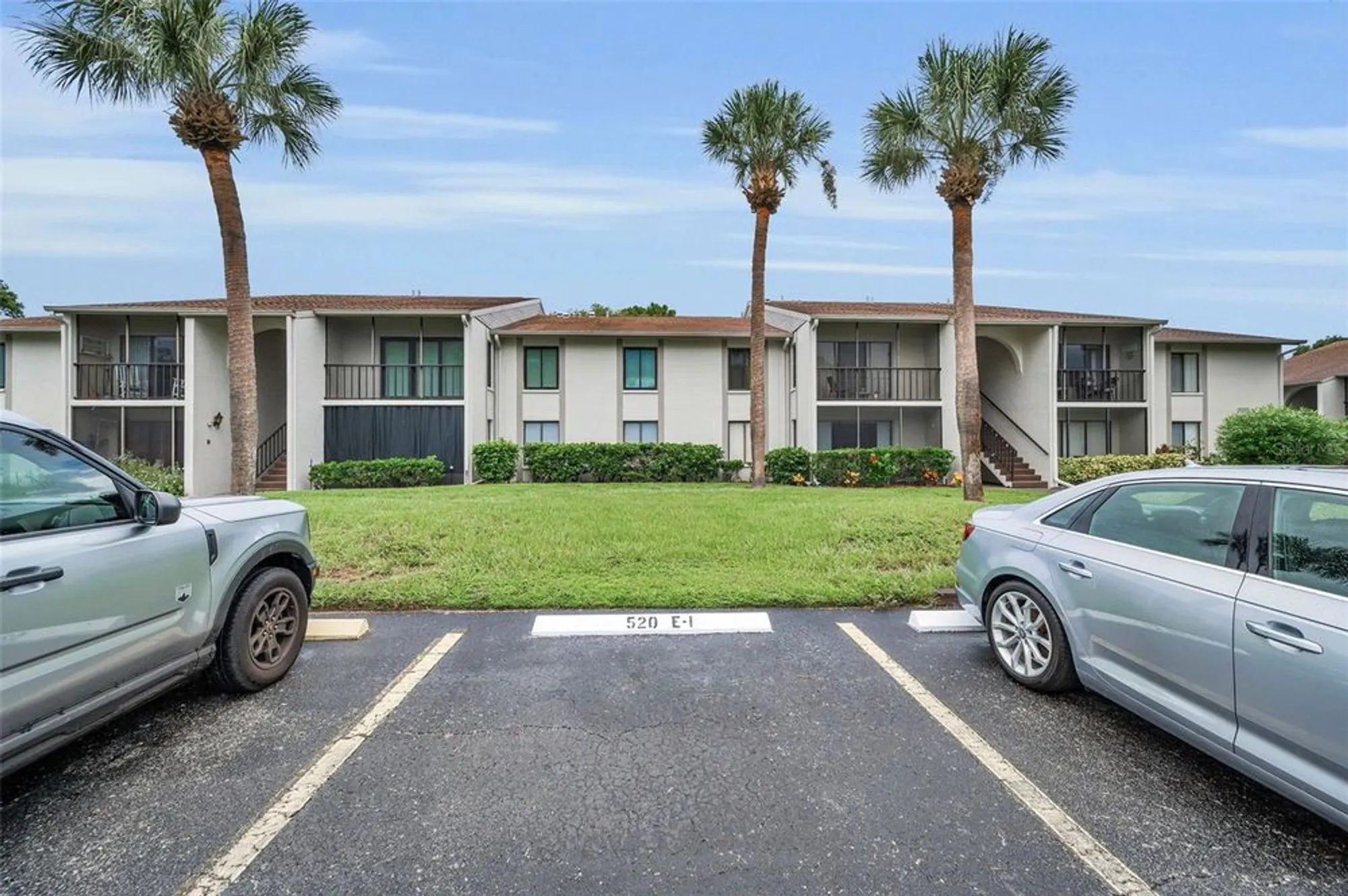 Property Slideshow image 34 of 70 | 2687 pine ridge way e1, Palm Harbor, FL, 34684
