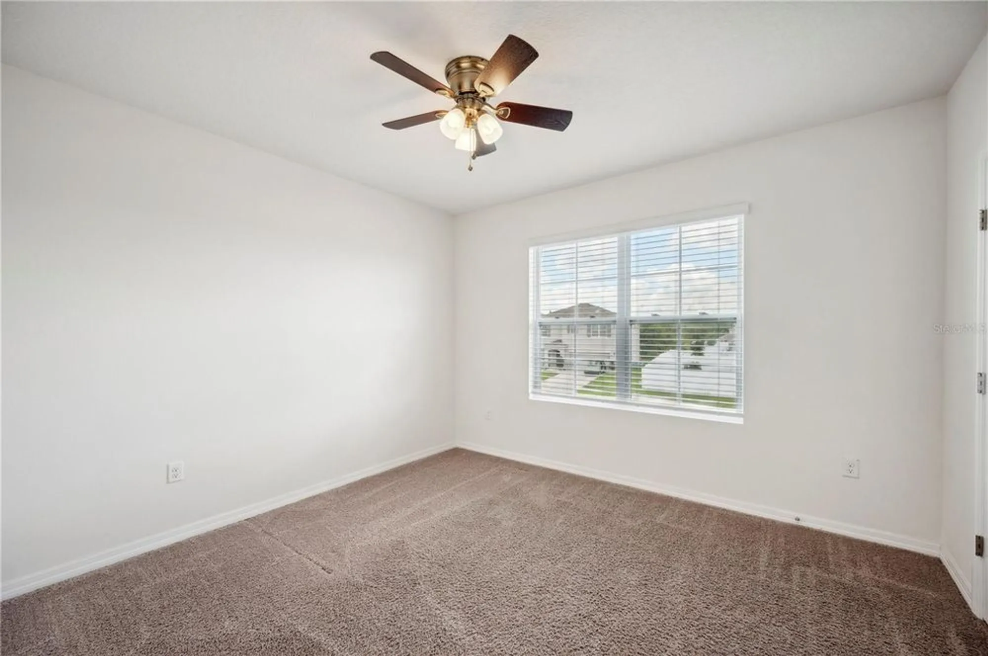 Property Slideshow image 37 of 49 | 2062 blue highlands dr, Lakeland, FL, 33811