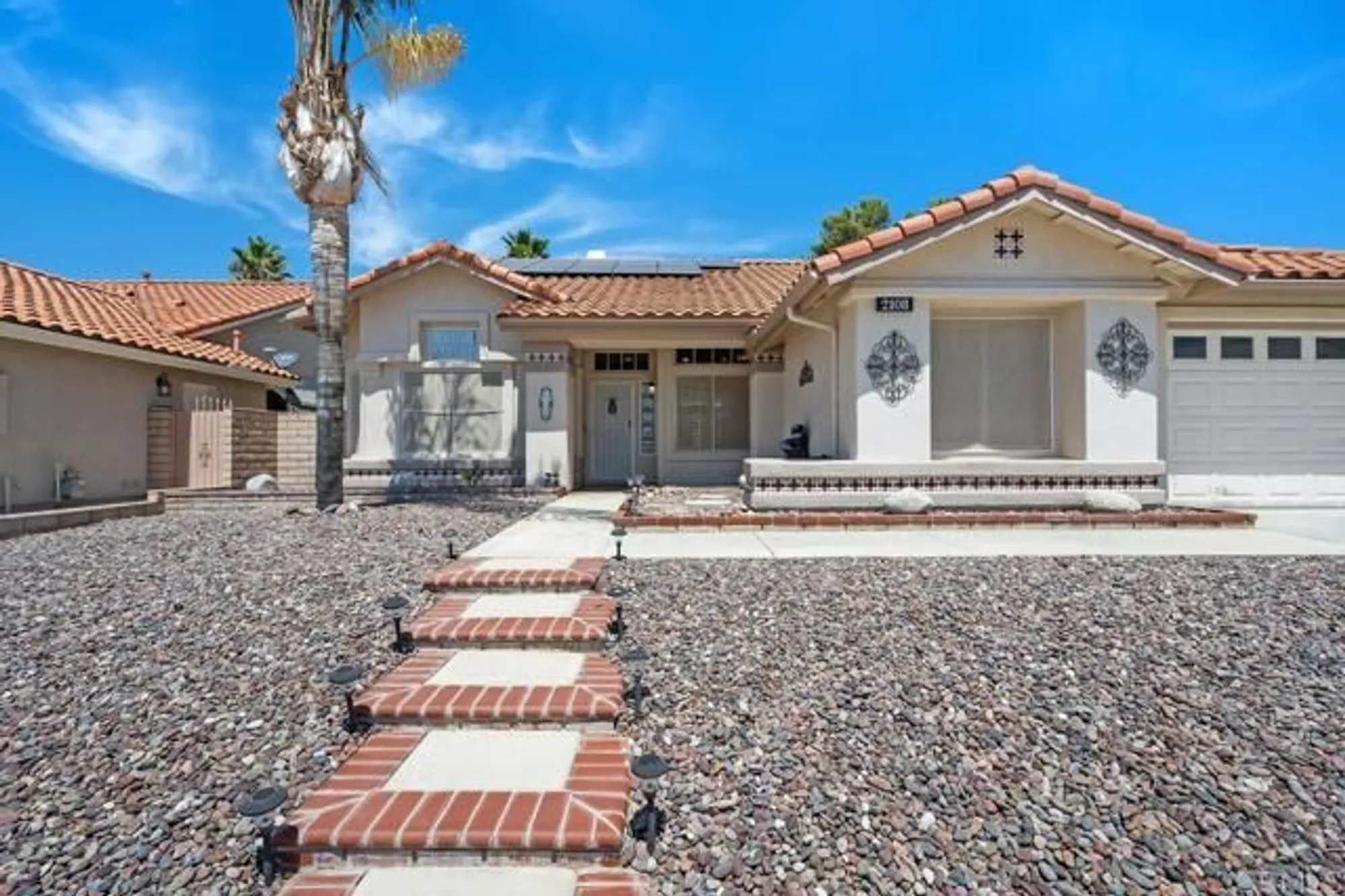 Property Slideshow image 2 of 36 | 2108 pecan tree st, Hemet, CA, 92545