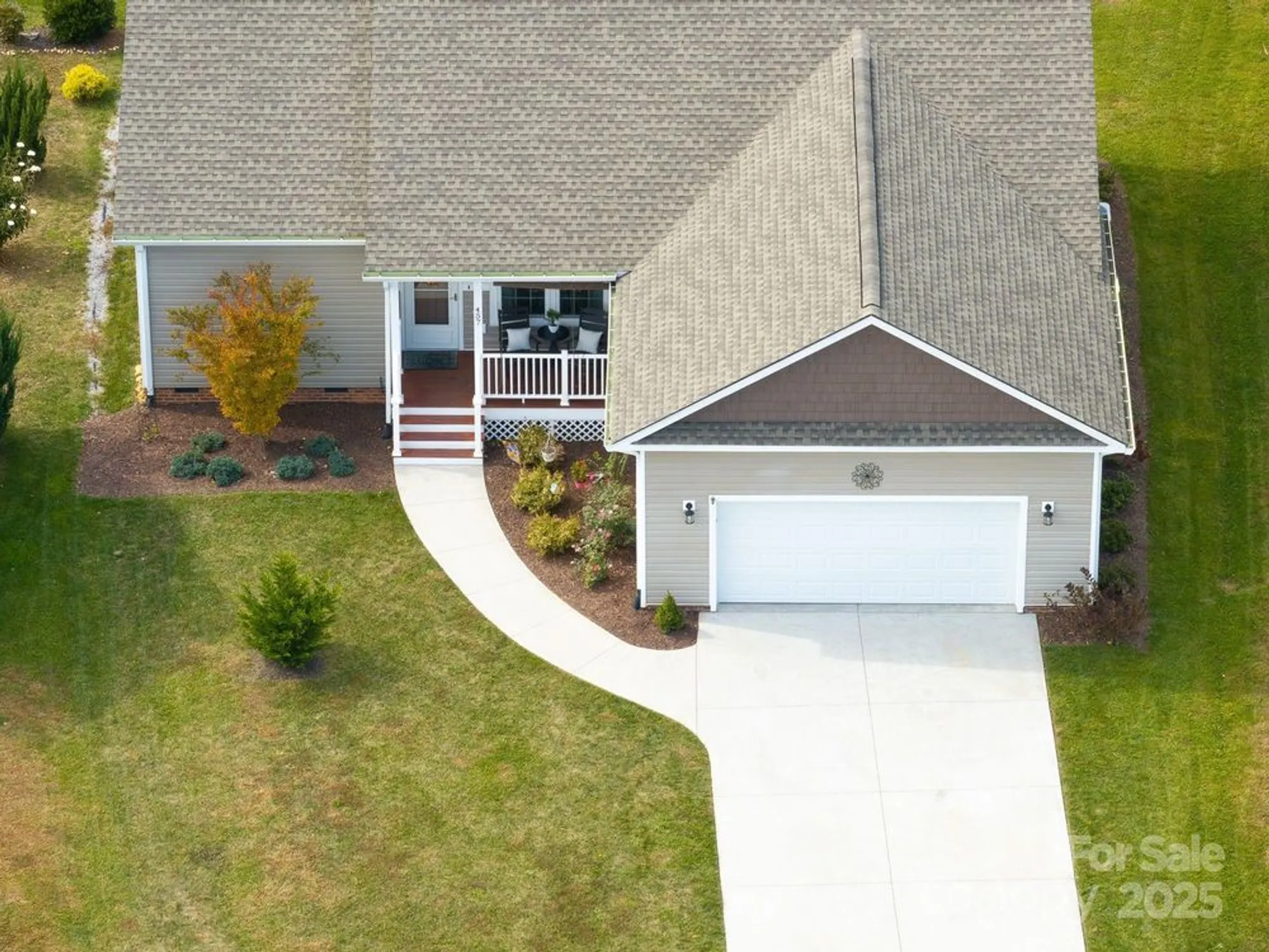 Property Slideshow image 34 of 36 | 457 riverwind dr, Hendersonville, NC, 28739