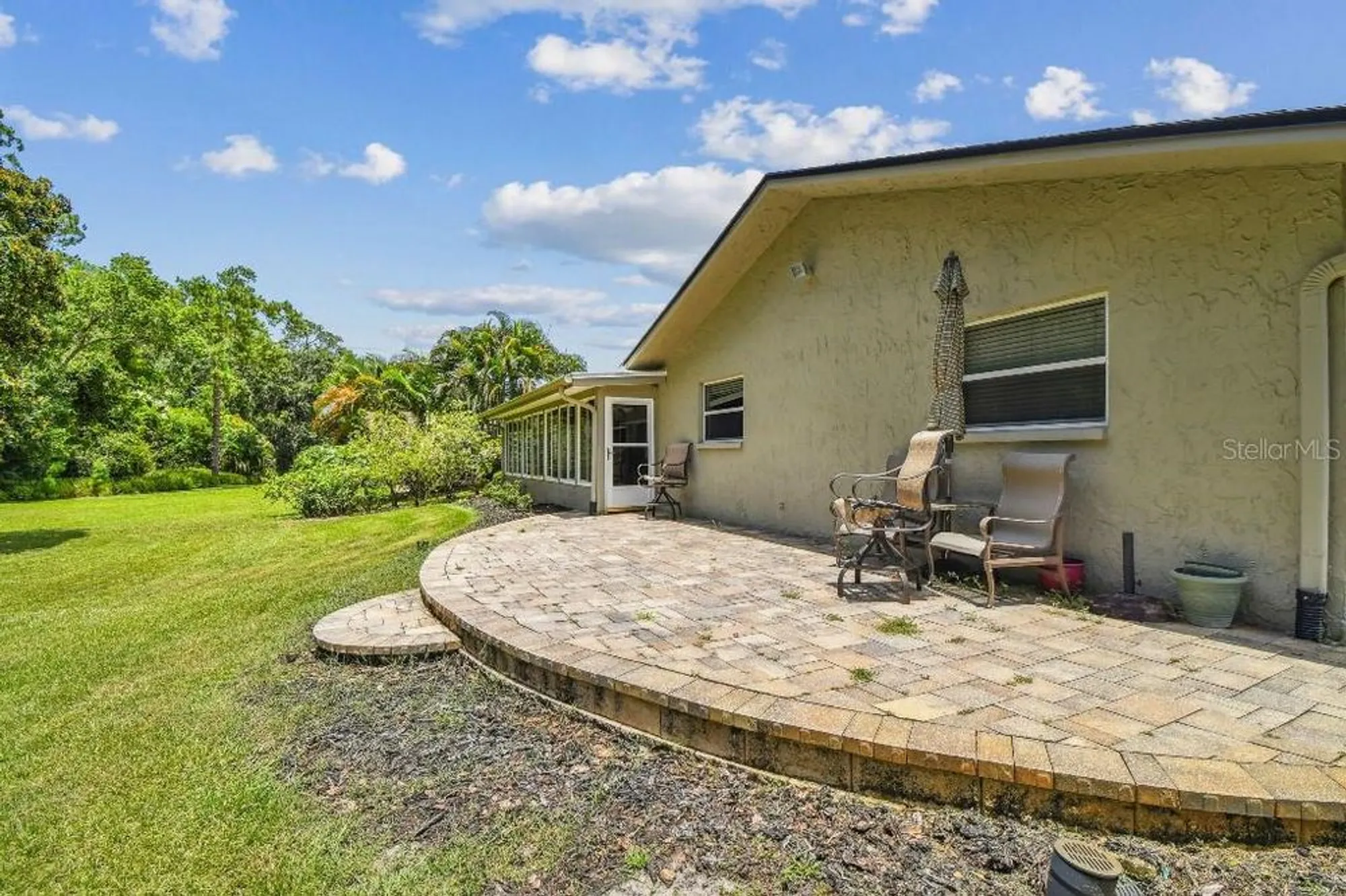 Property Slideshow image 45 of 60 | 916 mainsail way, Palm Harbor, FL, 34685