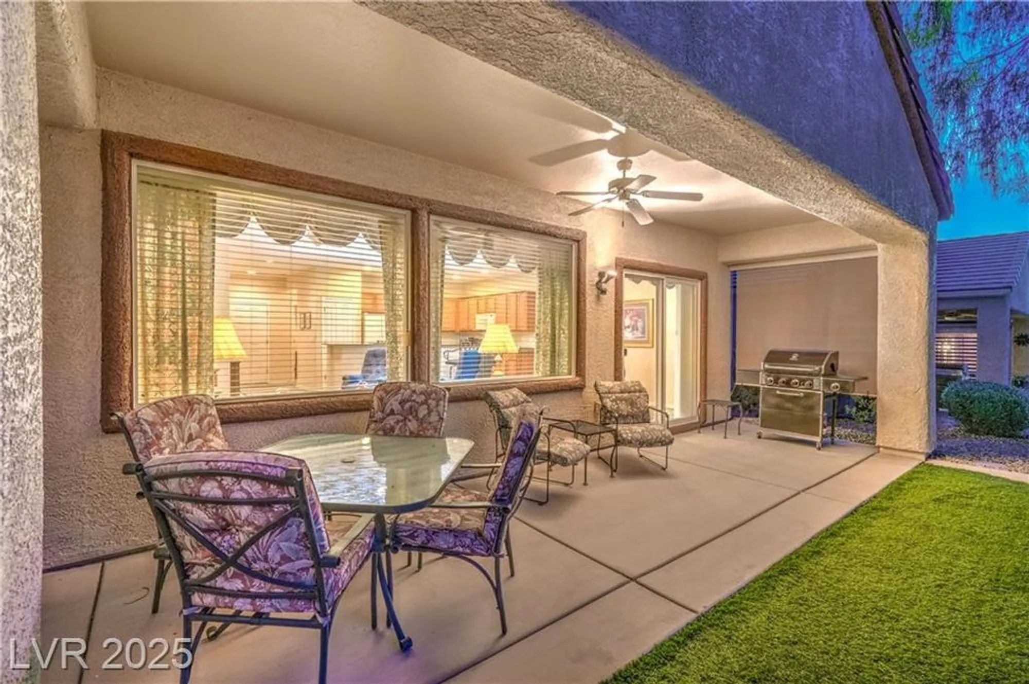 Property Slideshow image 7 of 42 | 2314 jada dr, Henderson, NV, 89044