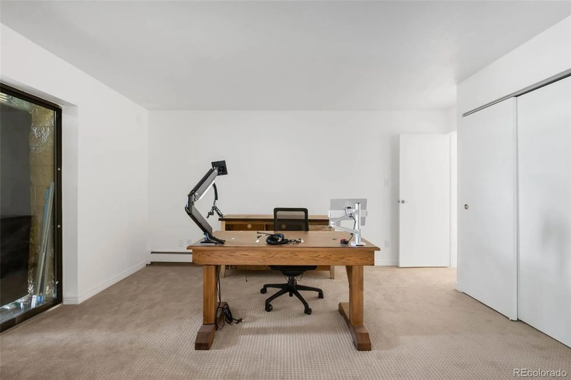 Property Slideshow image 10 of 35 | 14300 e marina dr apt 306, Aurora, CO, 80014