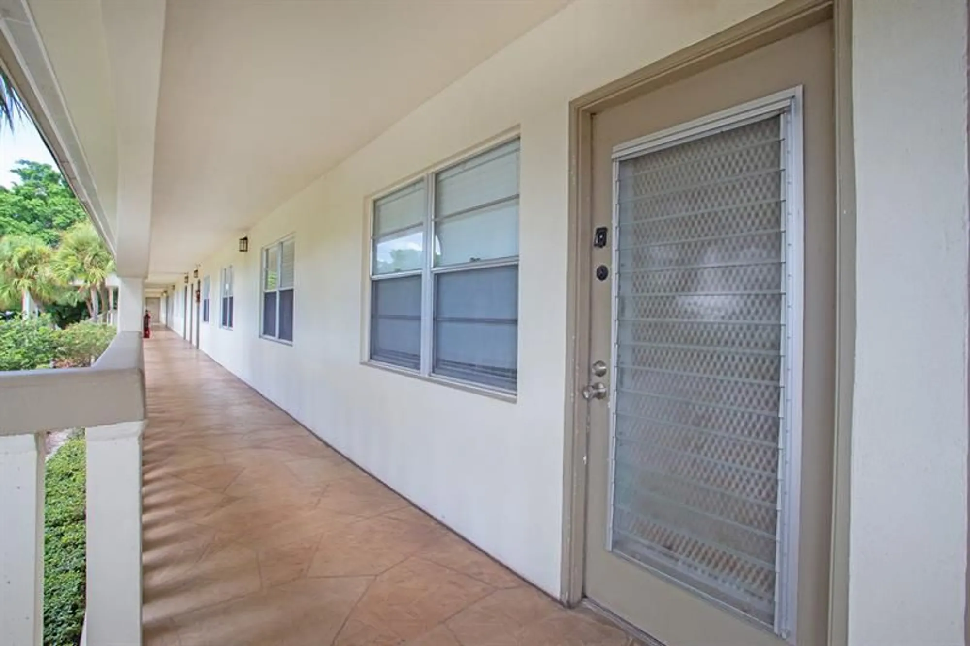 Property Slideshow image 6 of 46 | 2805 victoria way f 2, Coconut Creek, FL, 33066