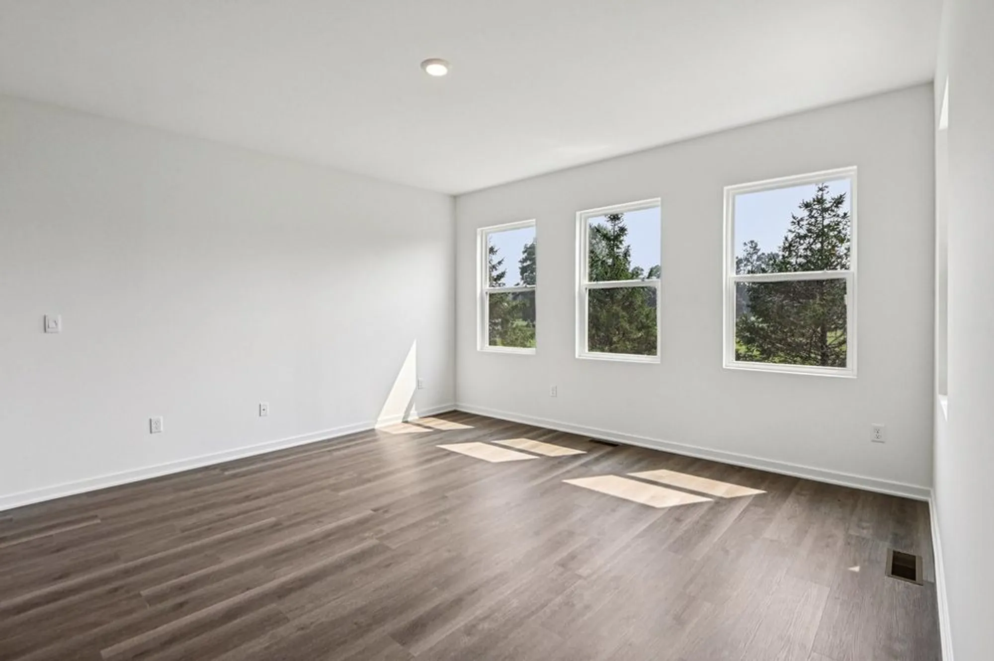 Property Slideshow image 15 of 35 | 2601 harnish dr, Algonquin, IL, 60102