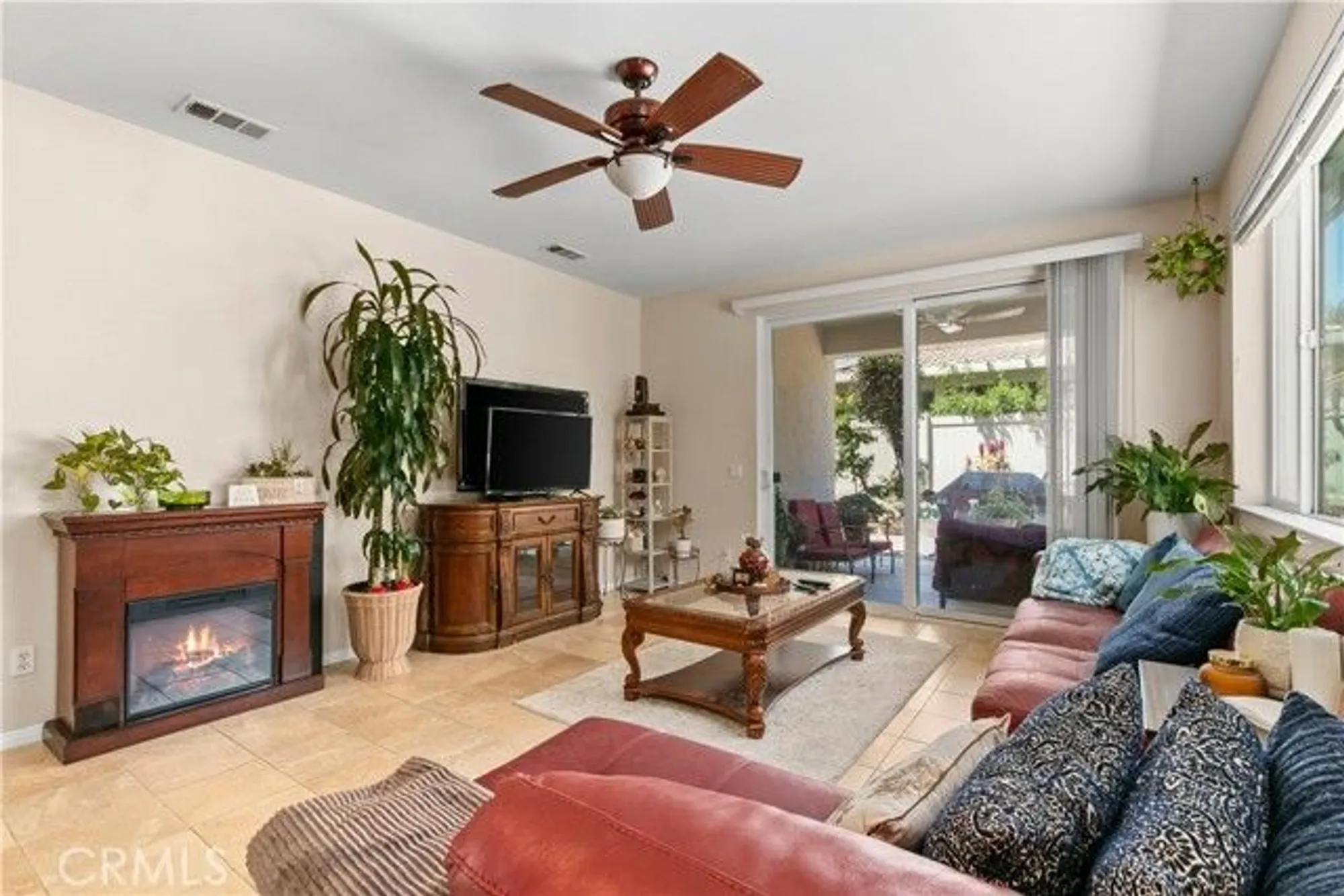 Property Slideshow image 3 of 32 | 1164 blackbrush rd, Beaumont, CA, 92223