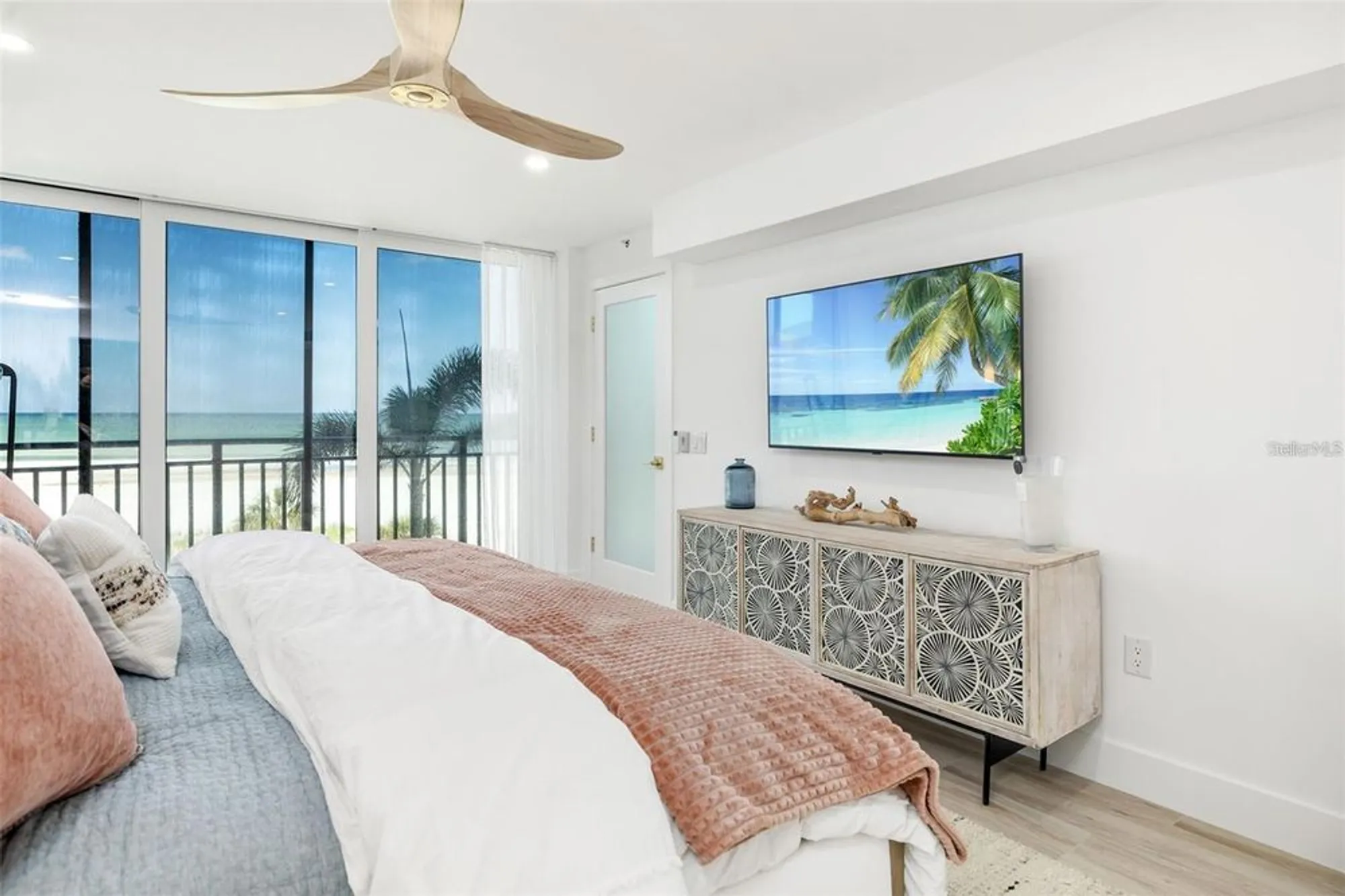 Property Slideshow image 39 of 69 | 19 whispering sands dr apt 302, Sarasota, FL, 34242
