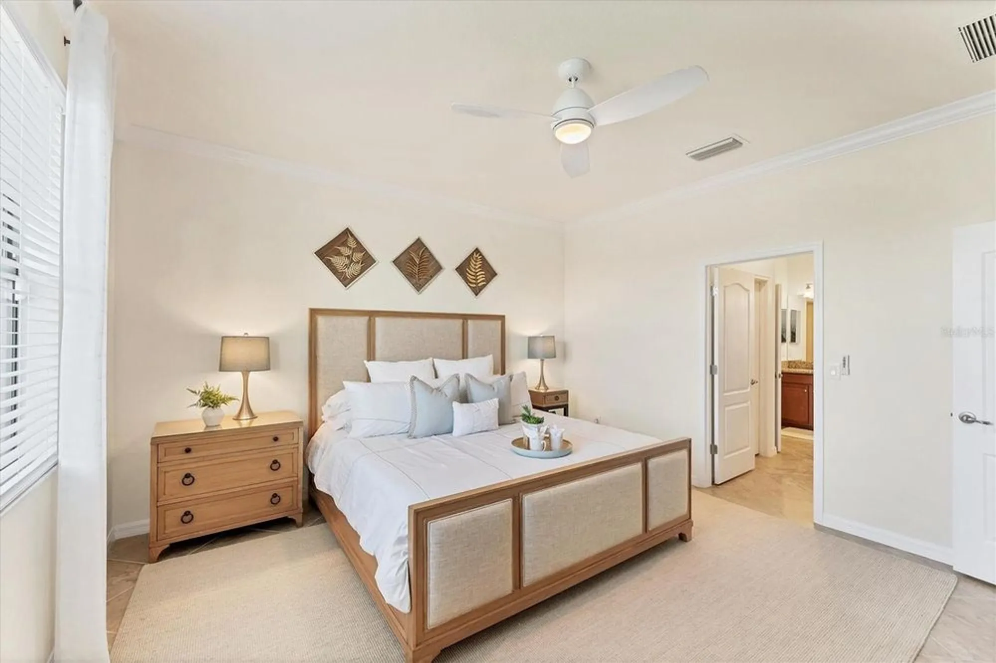 Property Slideshow image 15 of 47 | 10072 cozy grove dr, Venice, FL, 34293