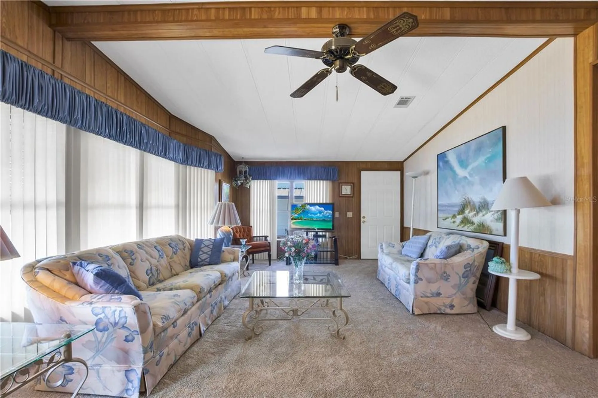 Property Slideshow image 4 of 44 | 4969 foxwood lake dr, Lakeland, FL, 33810