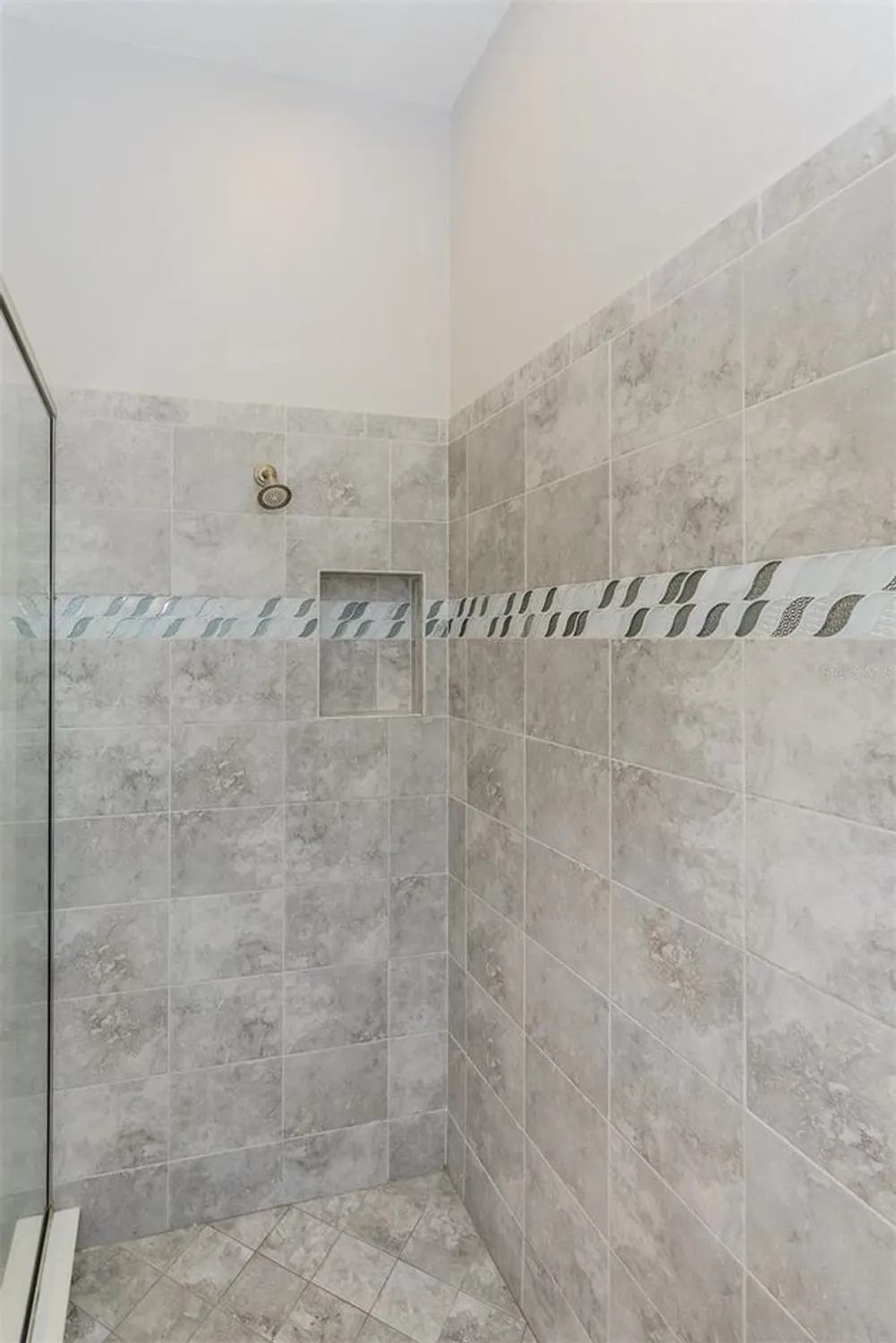 Property Slideshow image 28 of 72 | 11740 bitola dr, Odessa, FL, 33556