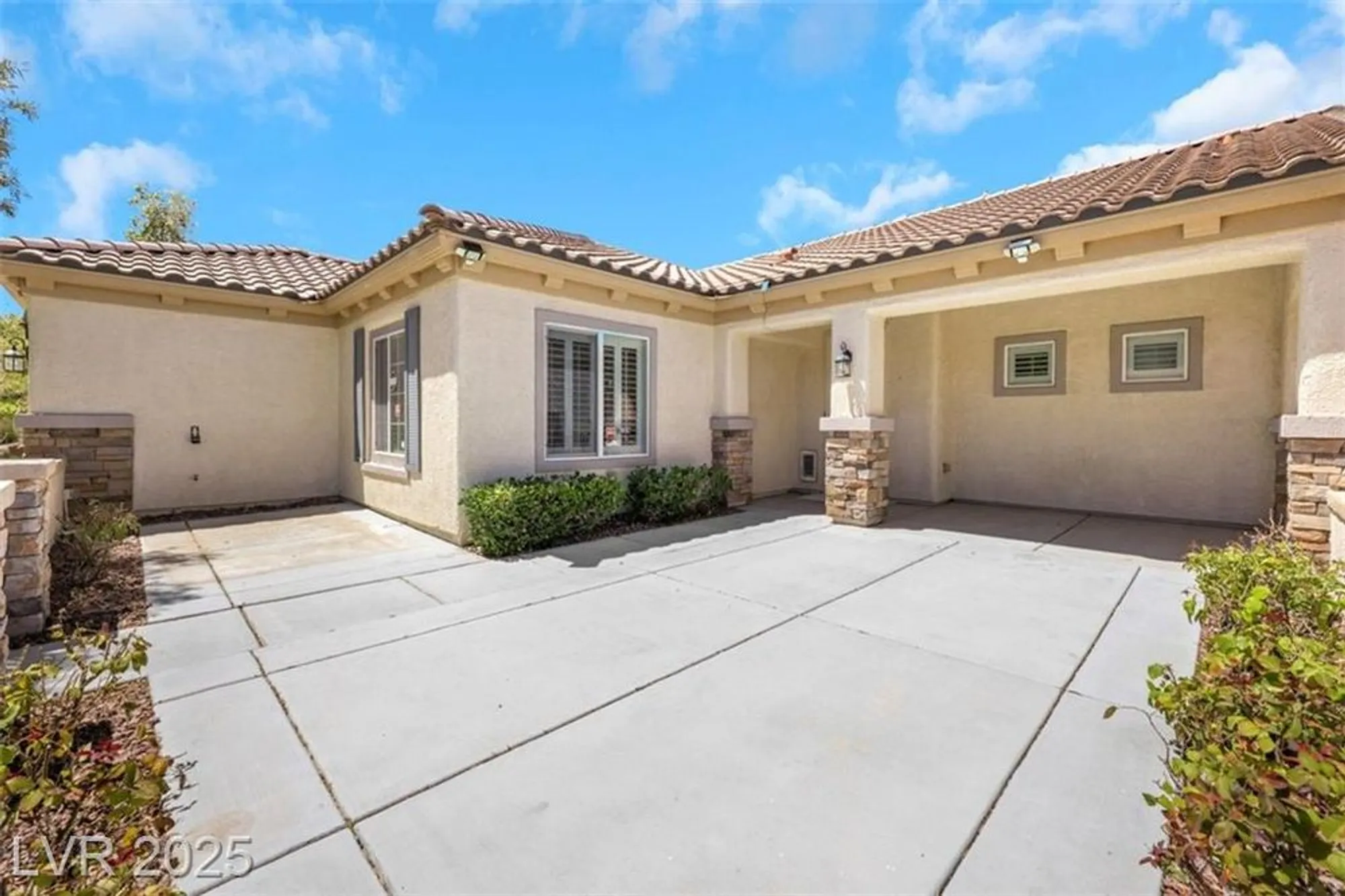 Property Slideshow image 6 of 34 | 2159 bensley st, Henderson, NV, 89044