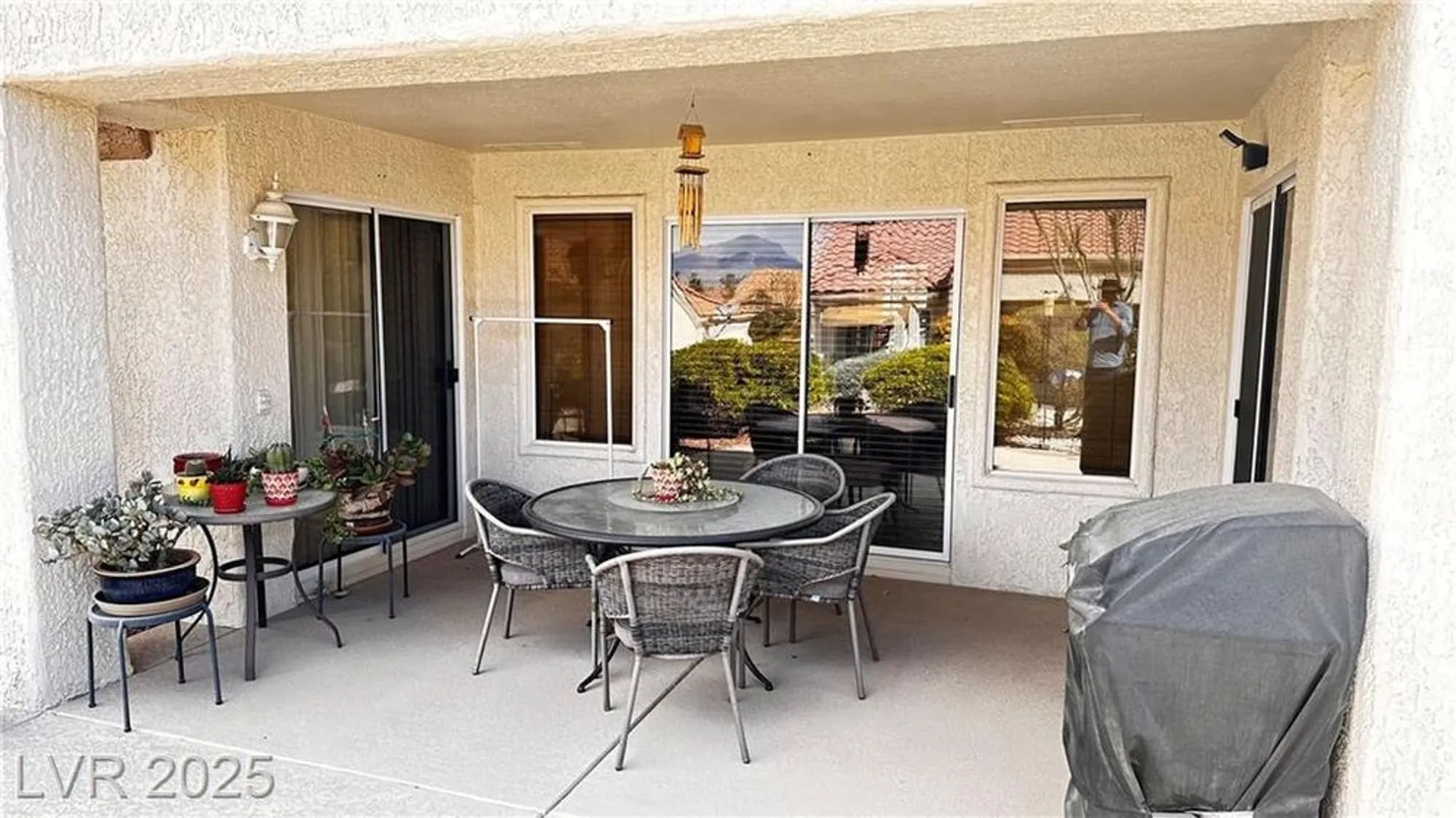 Property Slideshow image 4 of 22 | 9048 litchfield ave, Las Vegas, NV, 89134