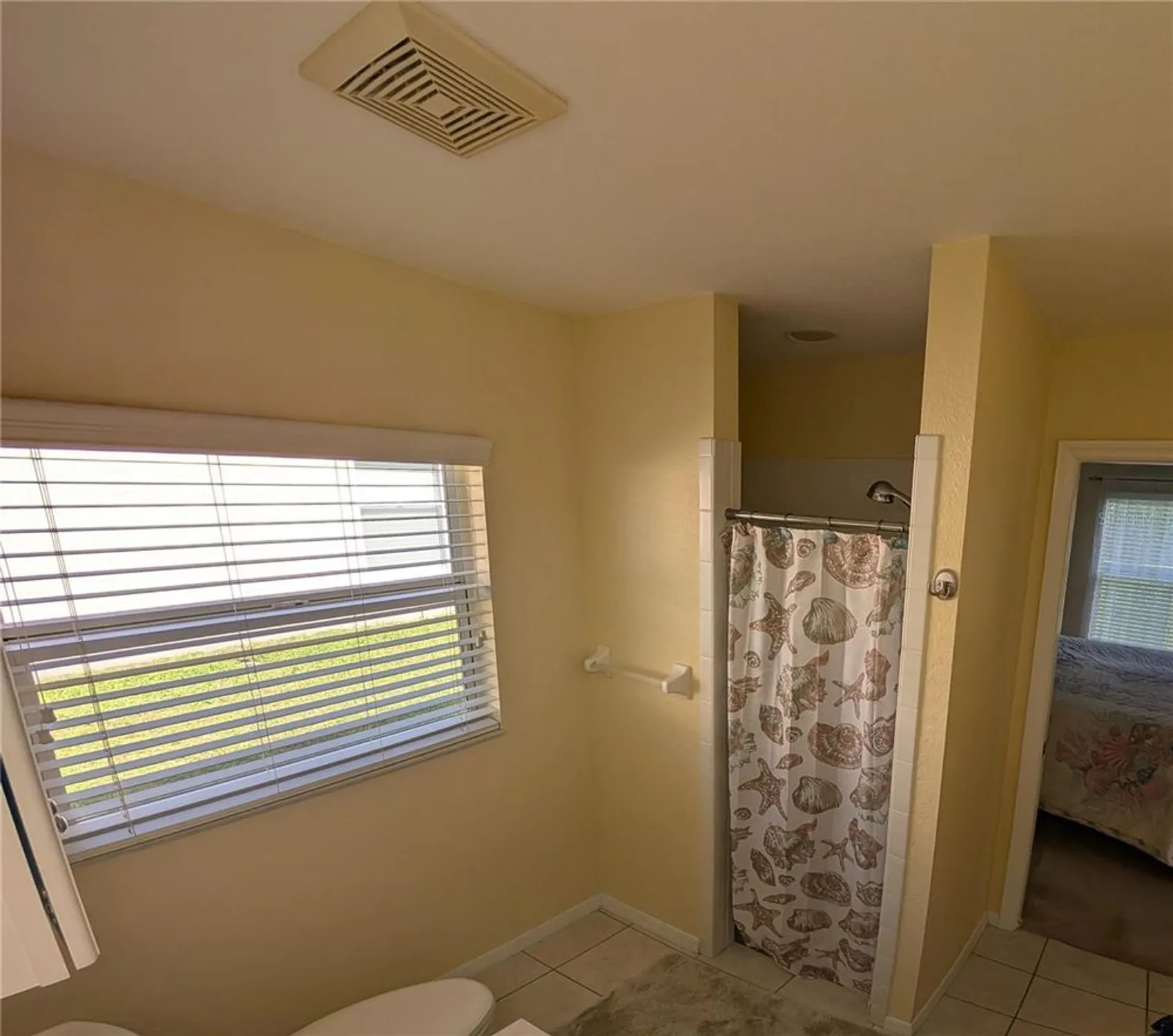 Property Slideshow image 14 of 50 | 4488 turnberry ln, Lake Wales, FL, 33859