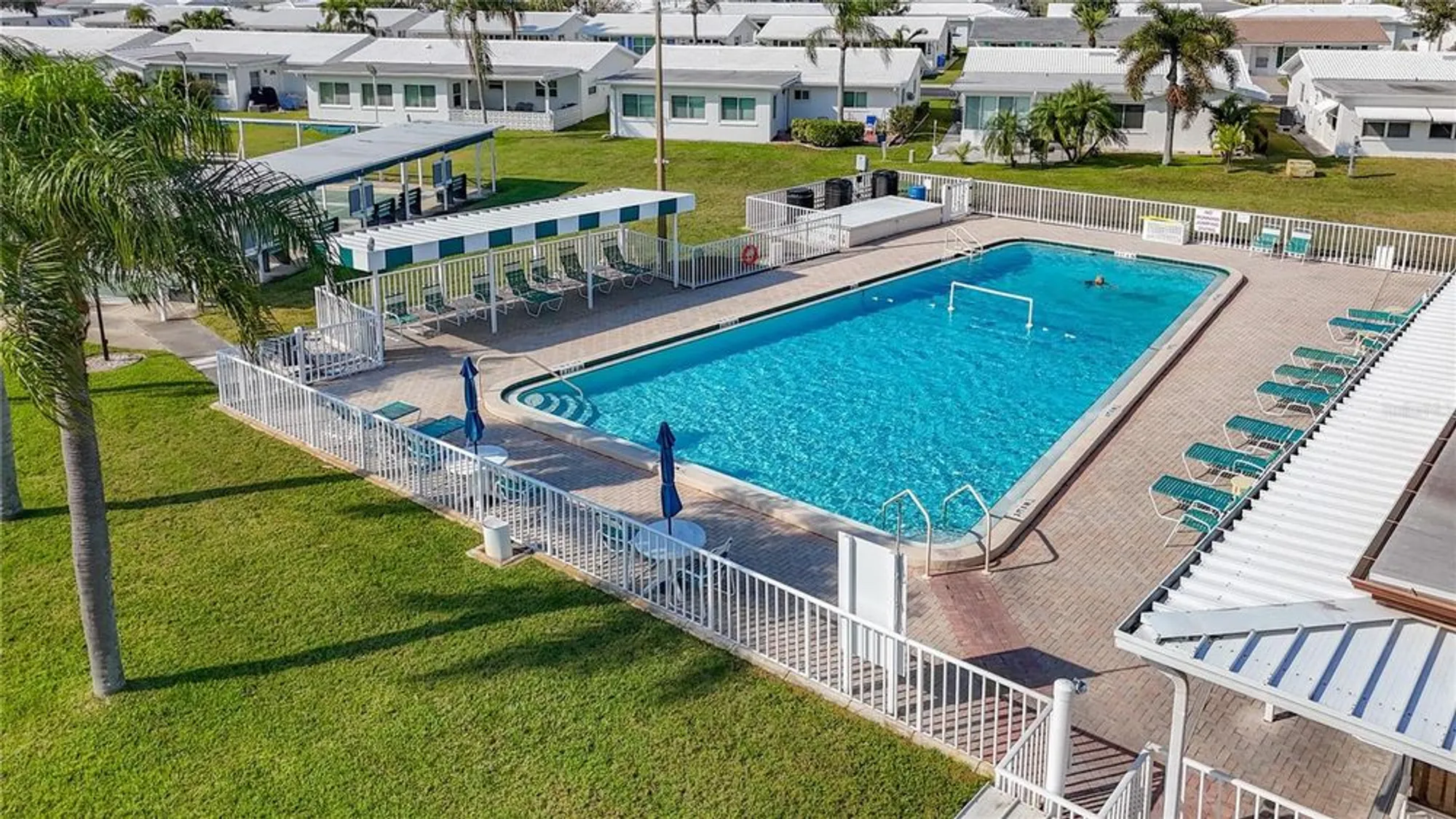 Property Slideshow image 39 of 45 | 9729 36th way n # 4, Pinellas Park, FL, 33782