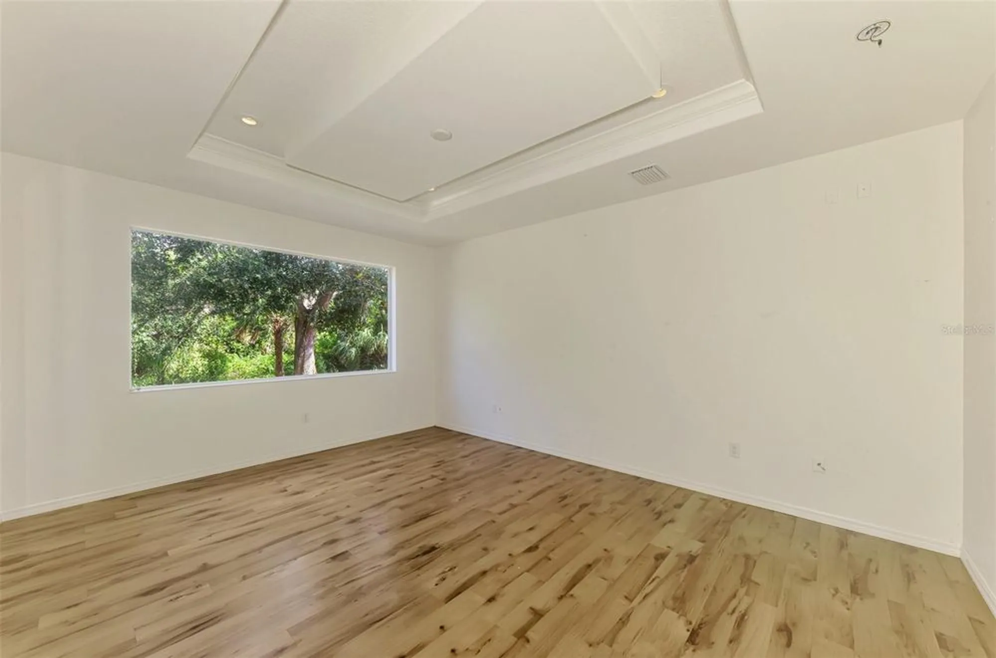 Property Slideshow image 34 of 79 | 4889 carrington cir, Sarasota, FL, 34243