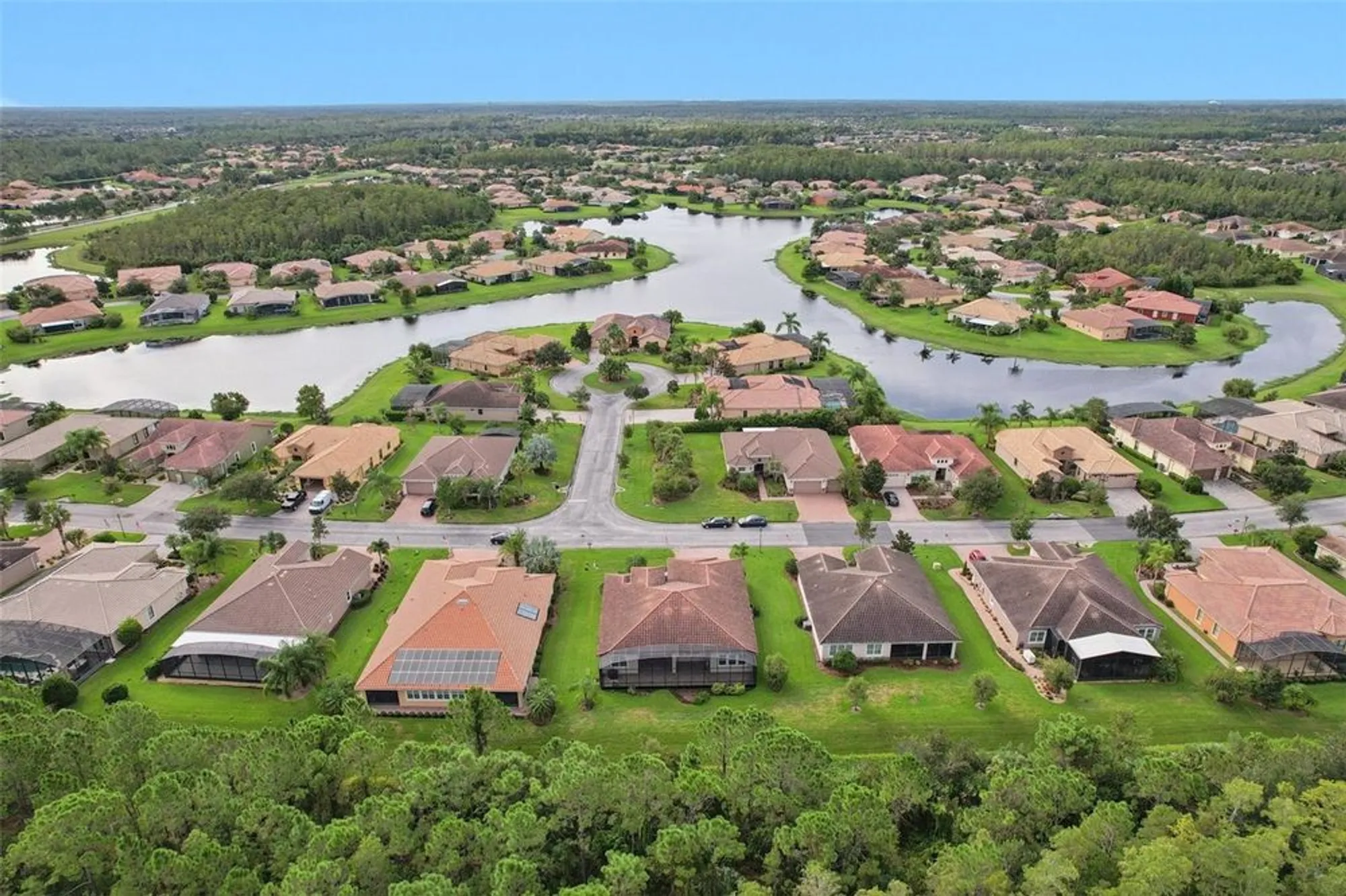 Property Slideshow image 2 of 36 | 693 san raphael st, Poinciana, FL, 34759