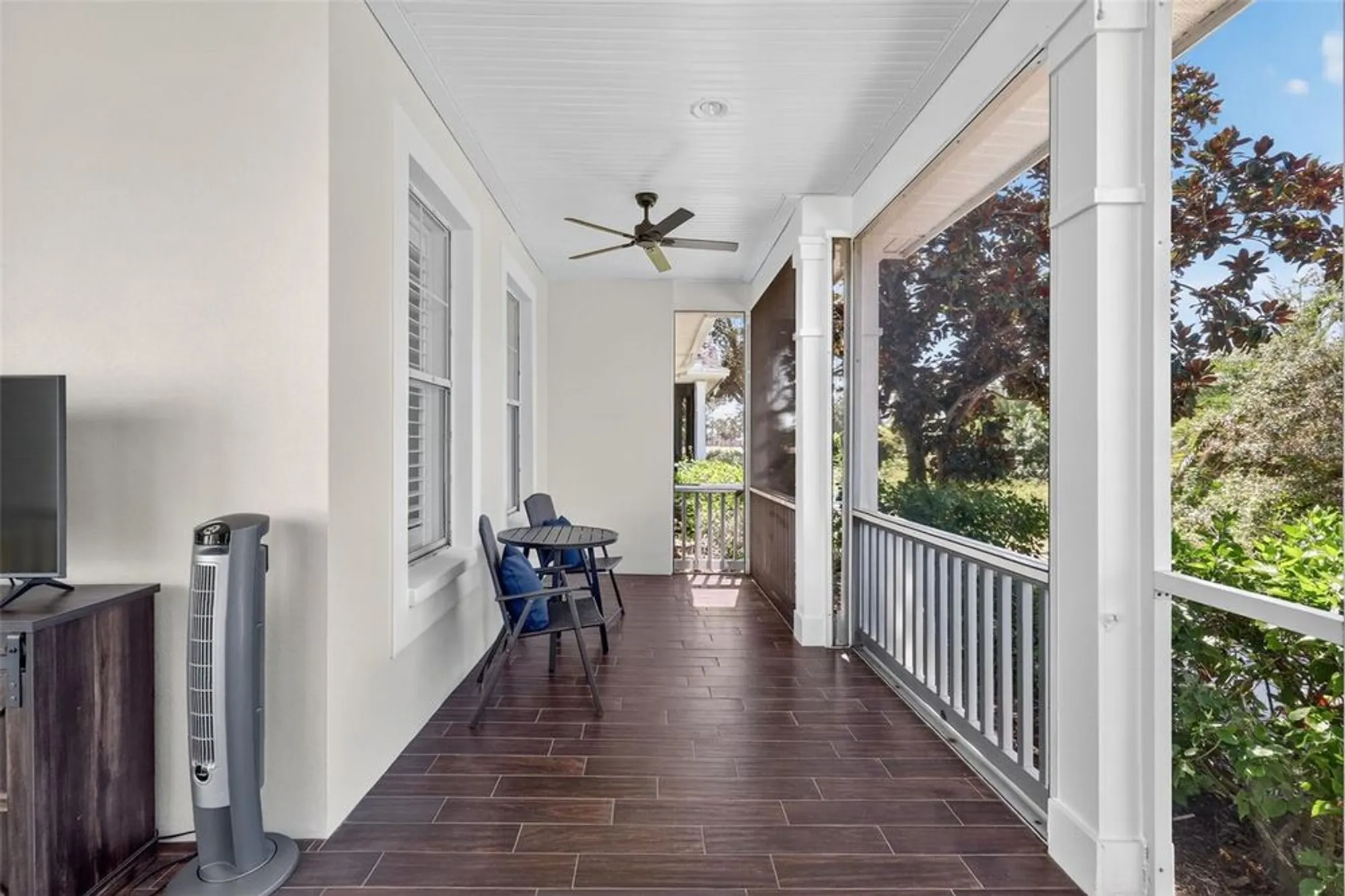 Property Slideshow image 13 of 77 | 5610 golden isles dr, Apollo Beach, FL, 33572