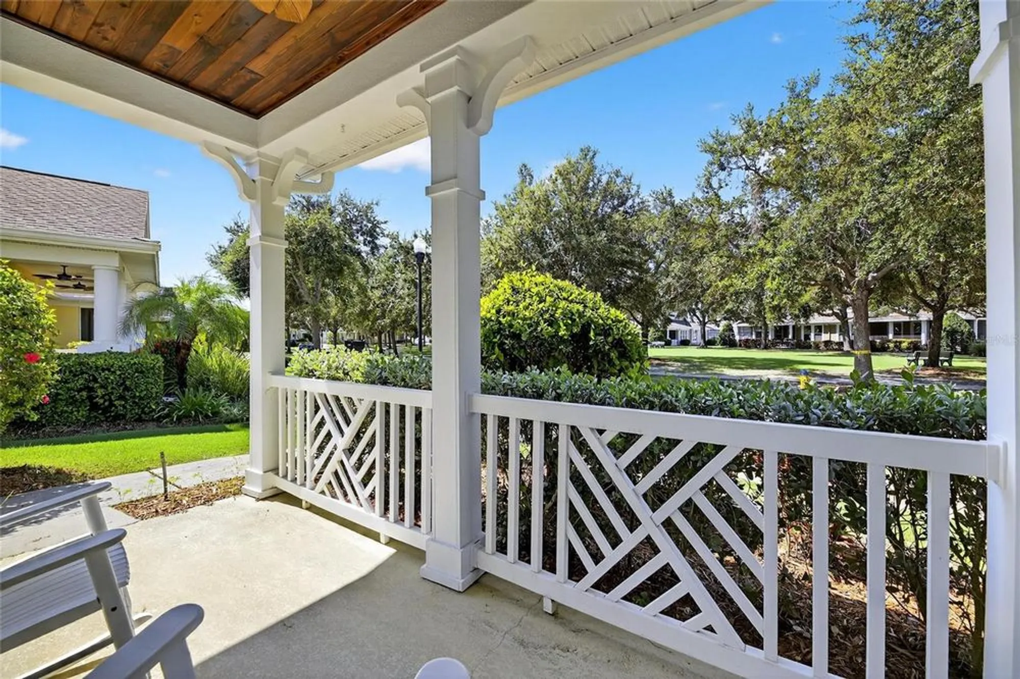 Property Slideshow image 9 of 85 | 5312 golden isles dr, Apollo Beach, FL, 33572