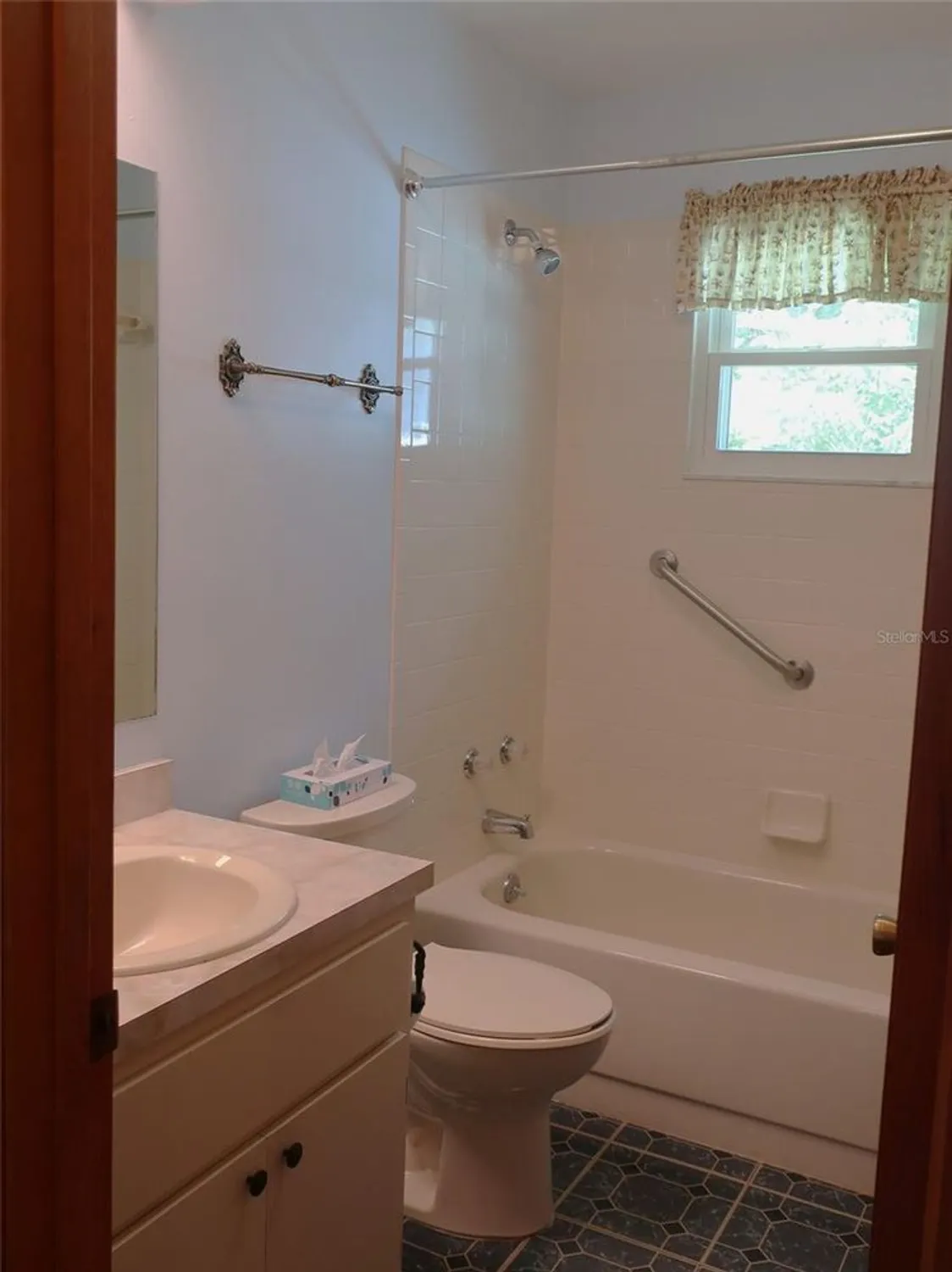 Property Slideshow image 31 of 49 | 15 aberdeen cir, Leesburg, FL, 34788