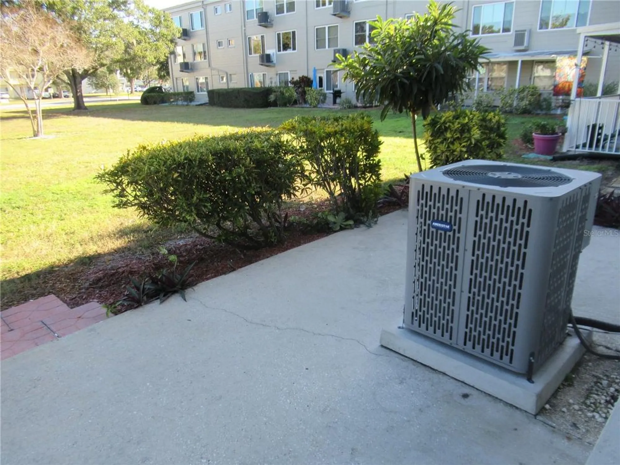 Property Slideshow image 9 of 23 | 2073 denmark st 5, Clearwater, FL, 33763