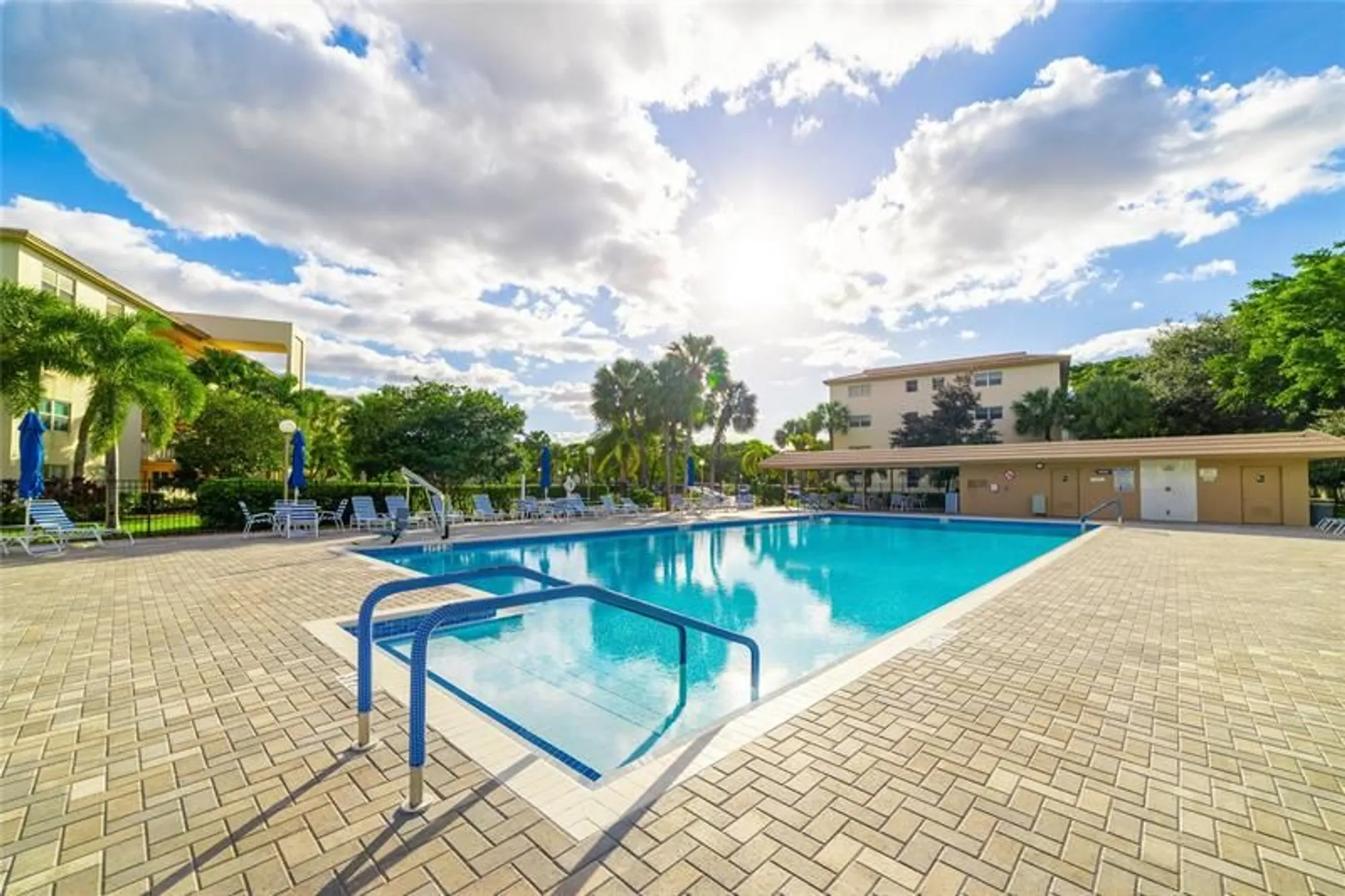 Property Slideshow image 24 of 27 | 1902 bermuda cir l4, Coconut Creek, FL, 33066