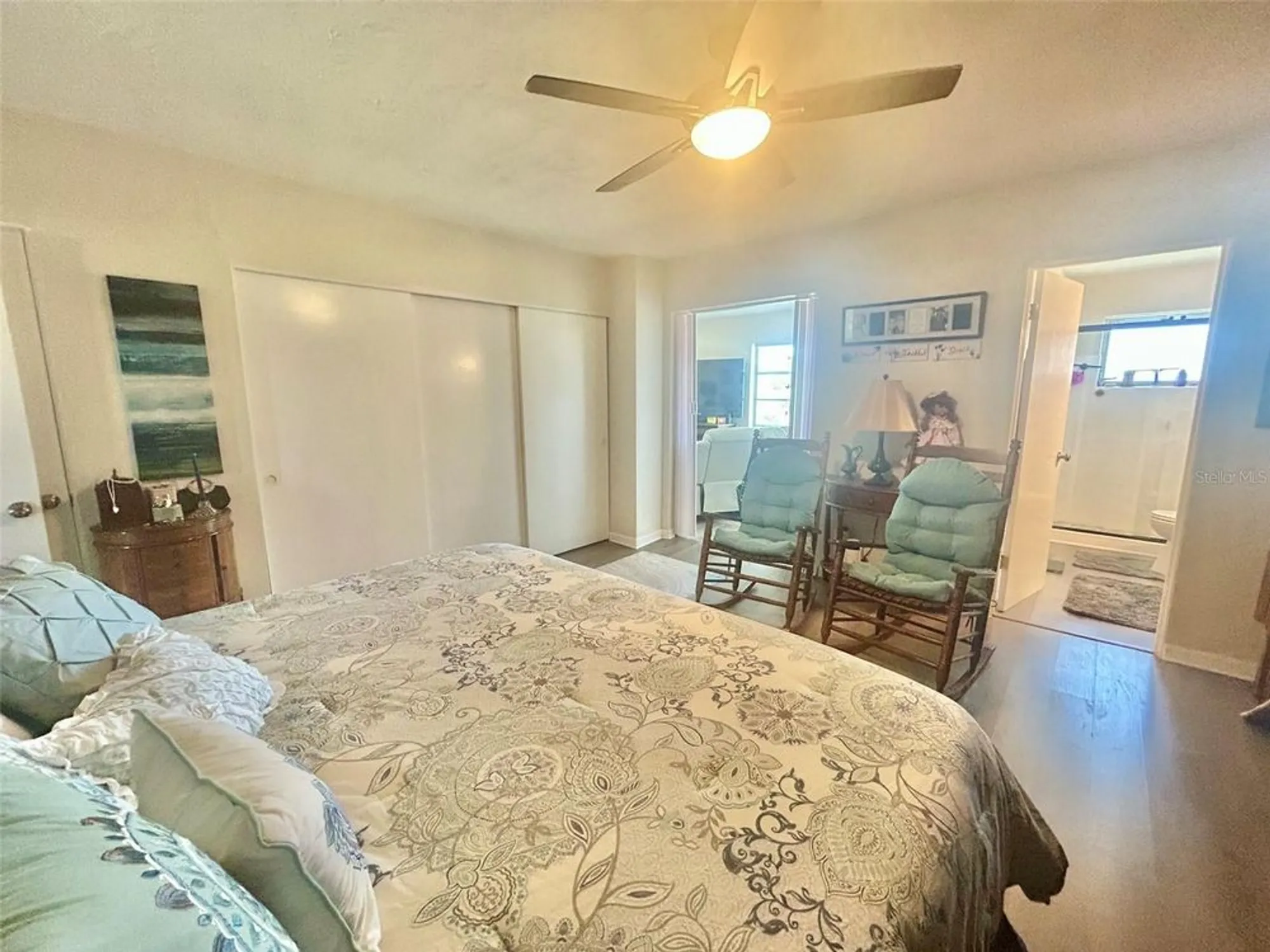 Property Slideshow image 11 of 37 | 2434 australia way 50, Clearwater, FL, 33763