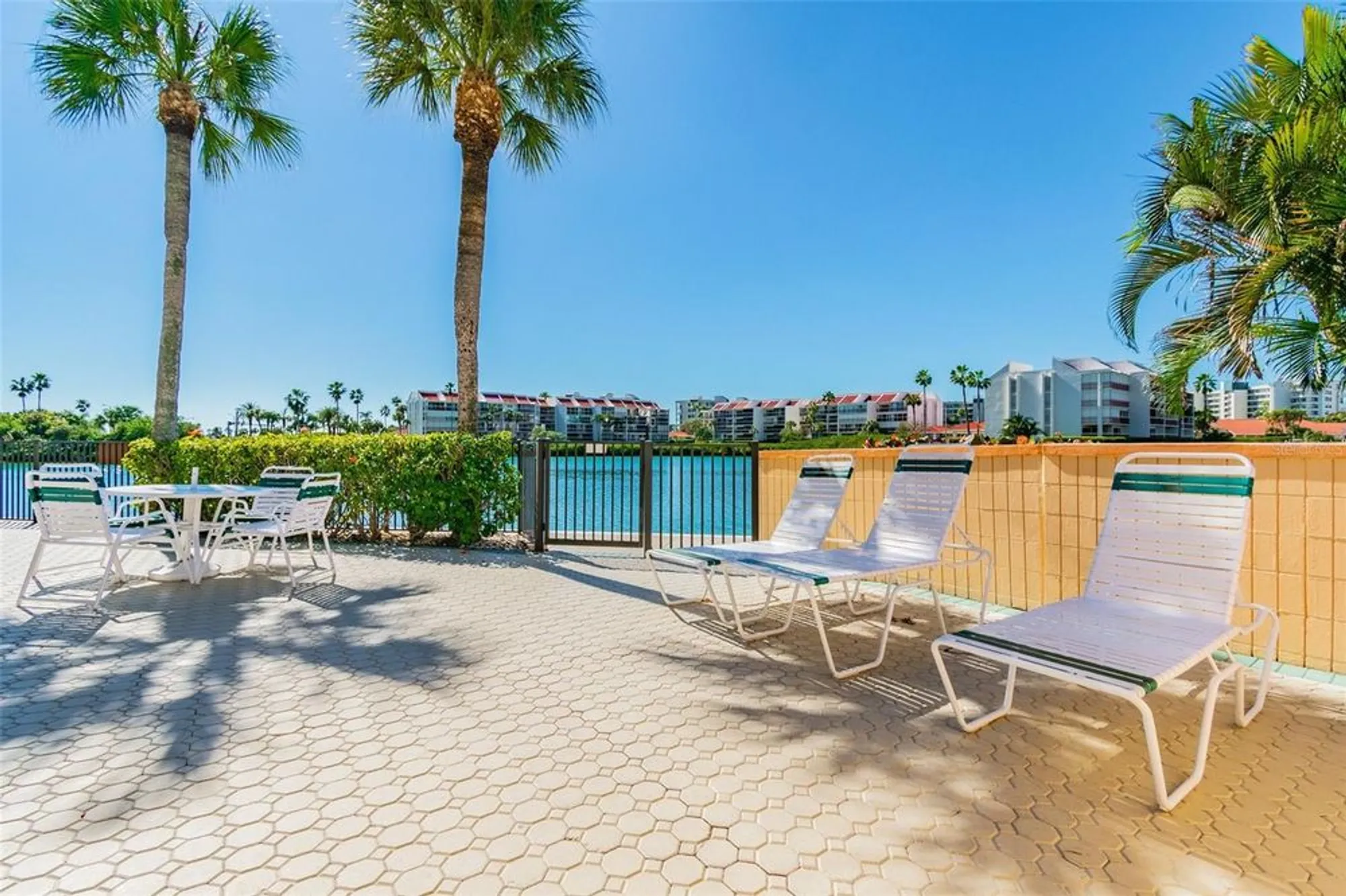 Property Slideshow image 64 of 93 | 7400 sun island dr 207, South Pasadena, FL, 33707