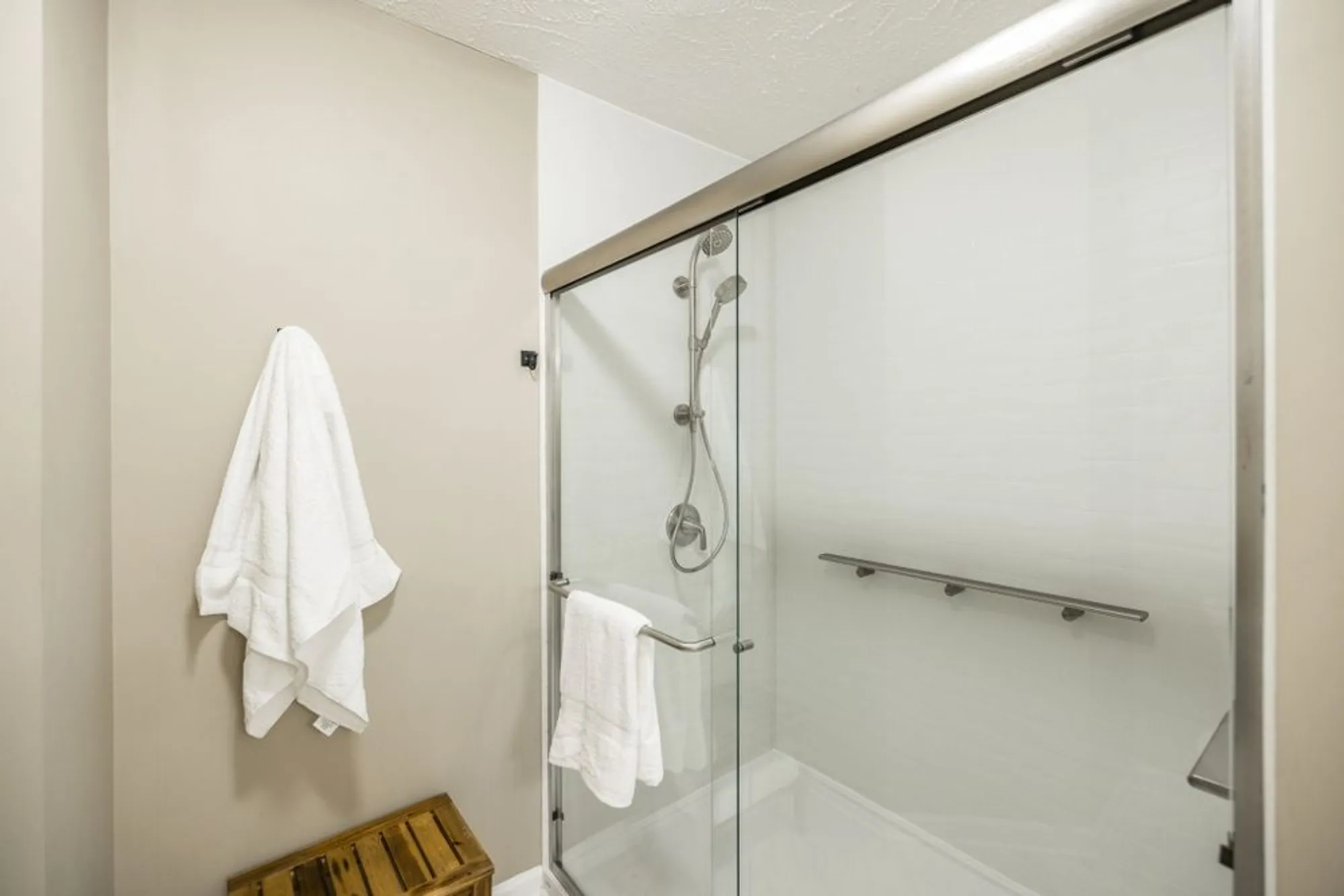 Property Slideshow image 46 of 68 | 395 devon chase hl unit 5104, Gallatin, TN, 37066