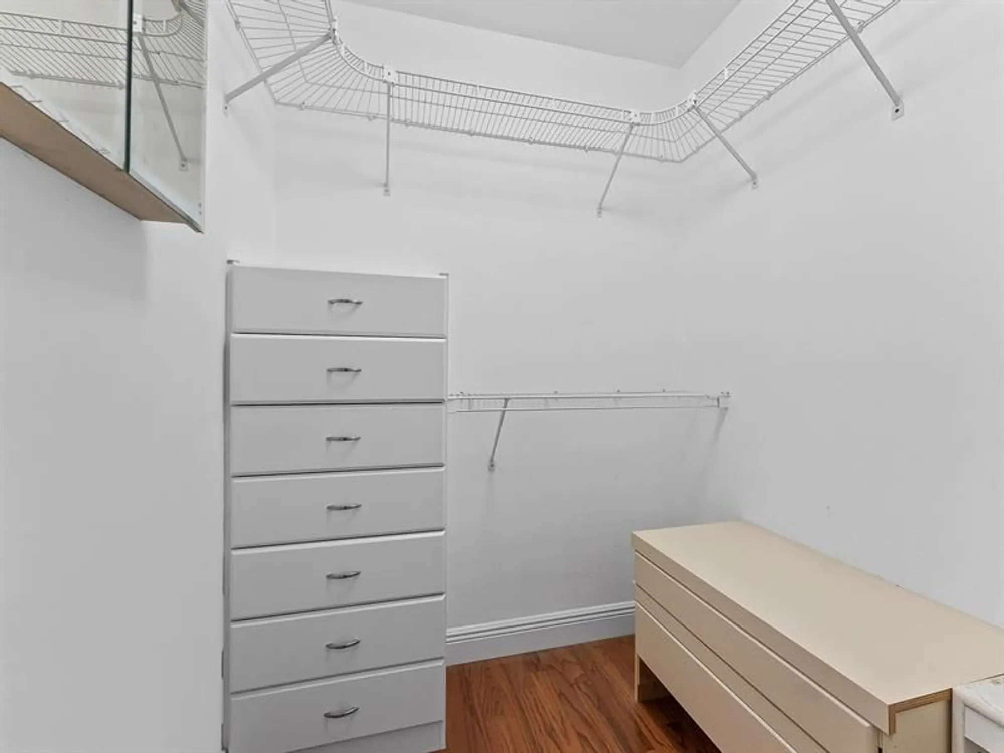 Property Slideshow image 8 of 20 | 3333 ne 34th st 504, Fort Lauderdale, FL, 33308