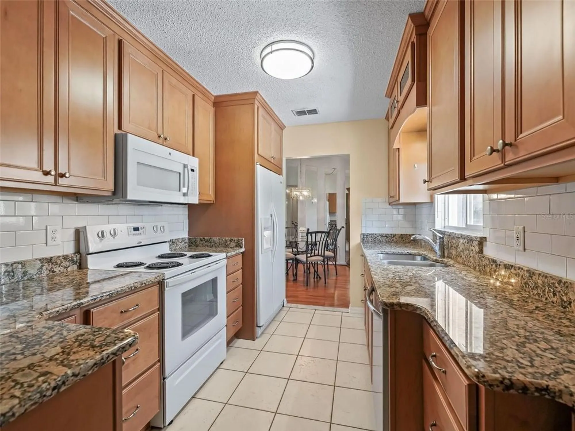 Property Slideshow image 5 of 44 | 9885 se 177th ln, Summerfield, FL, 34491